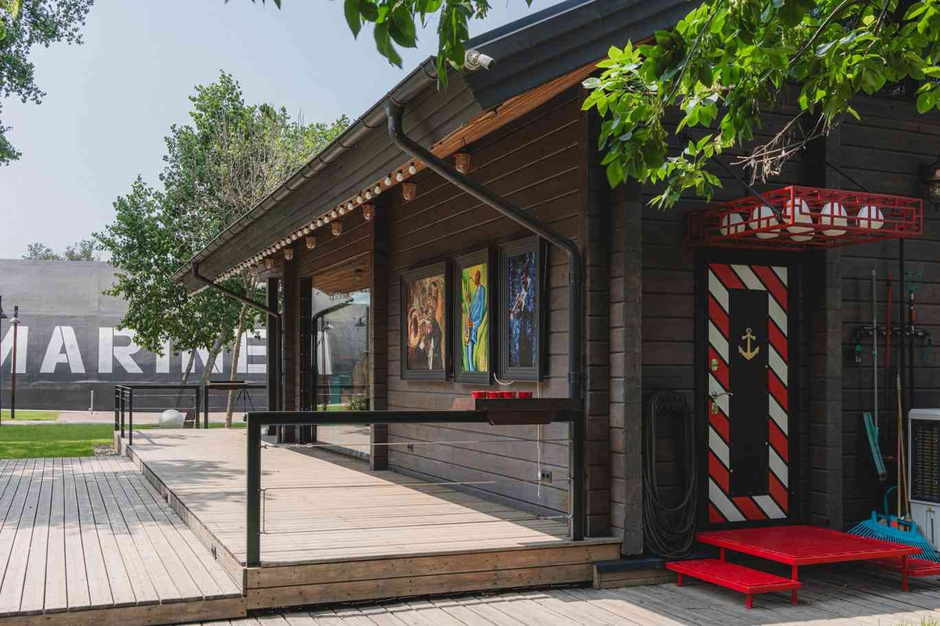 Ресторан для свадьбы на берегу реки Good marina