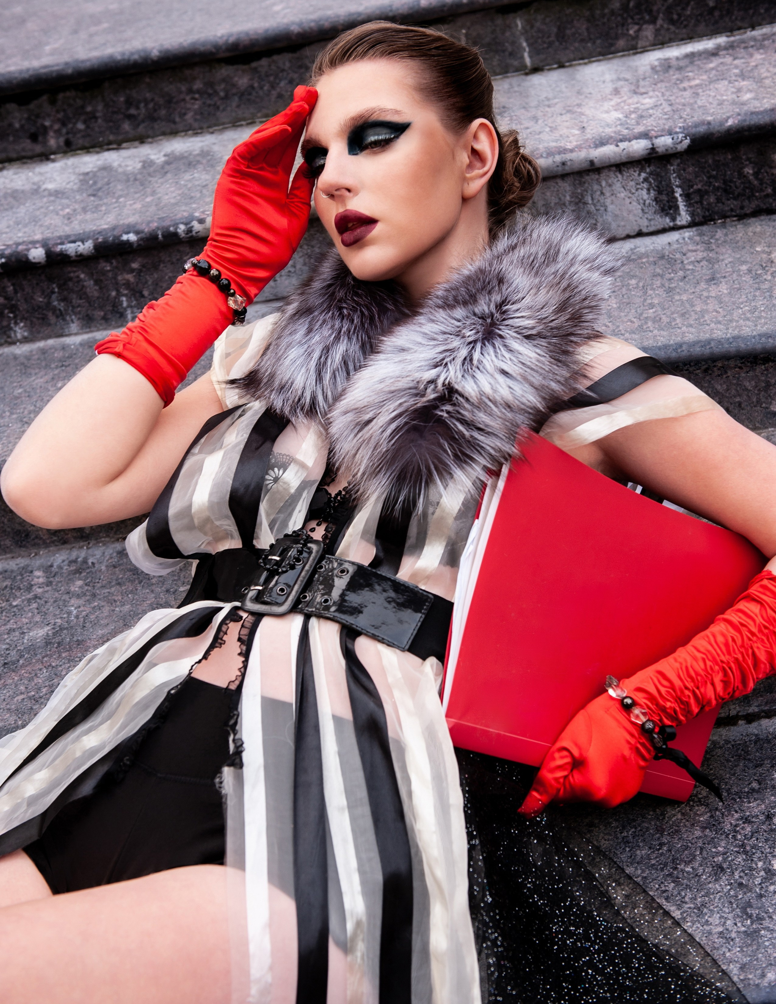 Fashion -продюсирование lookbook, compeign, magazine