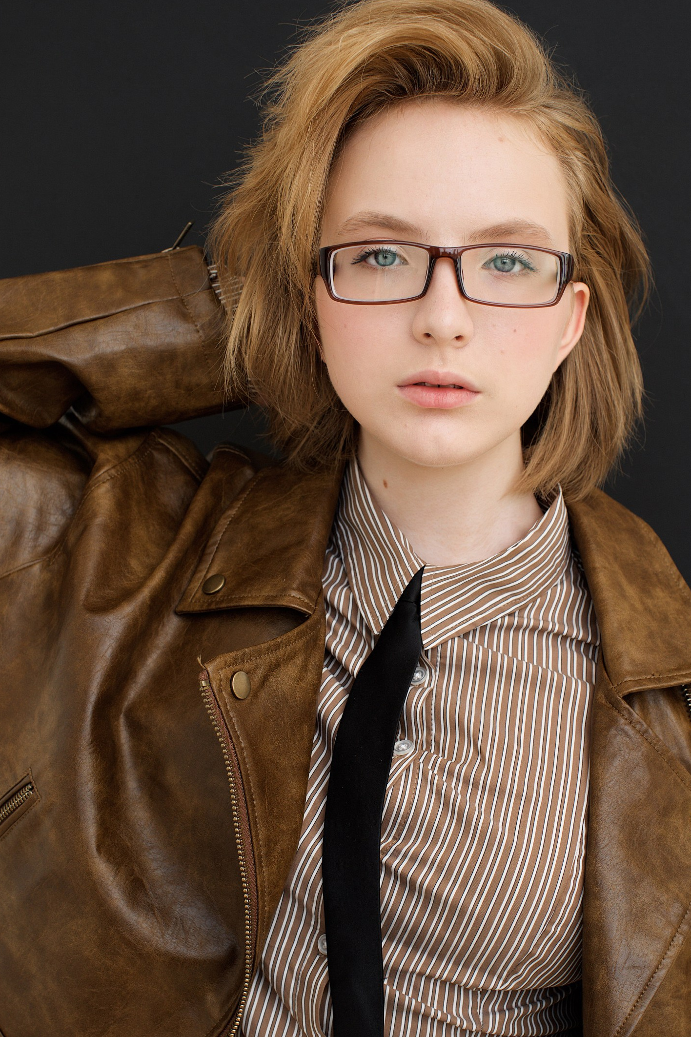 База моделей. Фотограф Полина Закирова