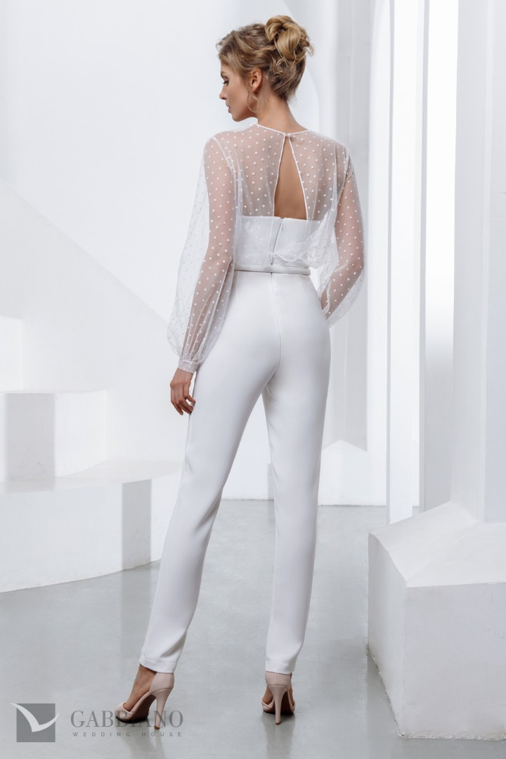 Модные свадебные платья 2022 года. Ведущая СПБ Надежда Кожина