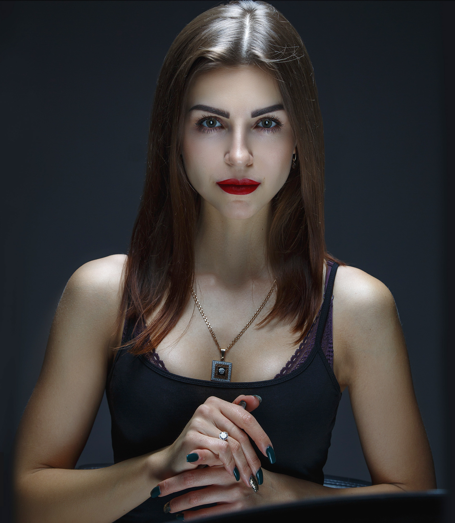 Индивидуальные фотосессии девушек в студии. Свадебный фотограф в Барановичах Вячеслав Шах-Гусейнов, фотошкола