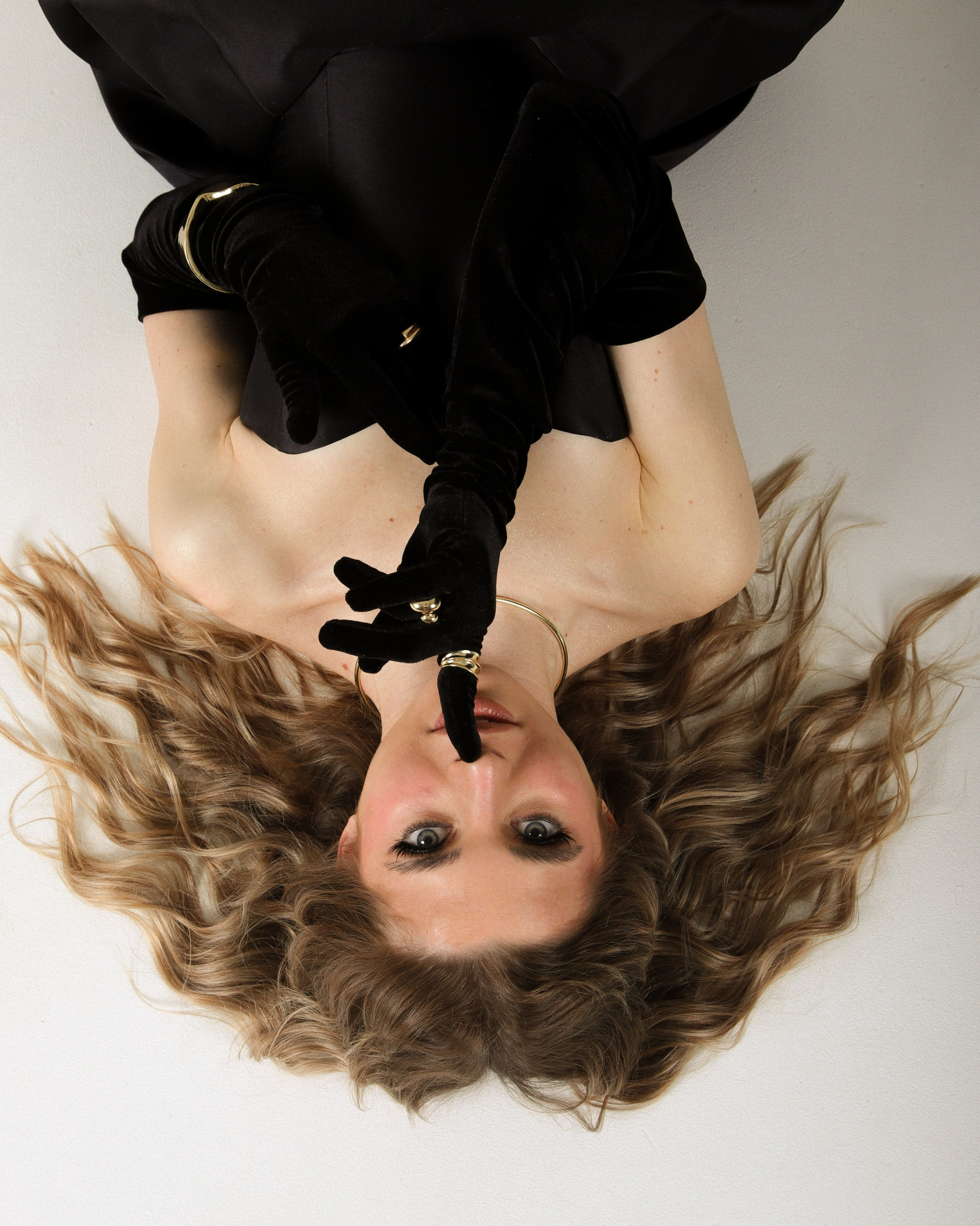 Цены на каталожную съемку. Контент фотограф в Москве