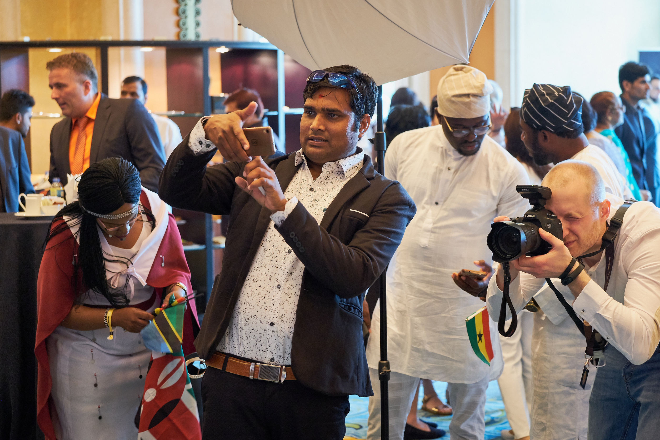 Александр Осин — корпоративный и семейный фотограф в Москве