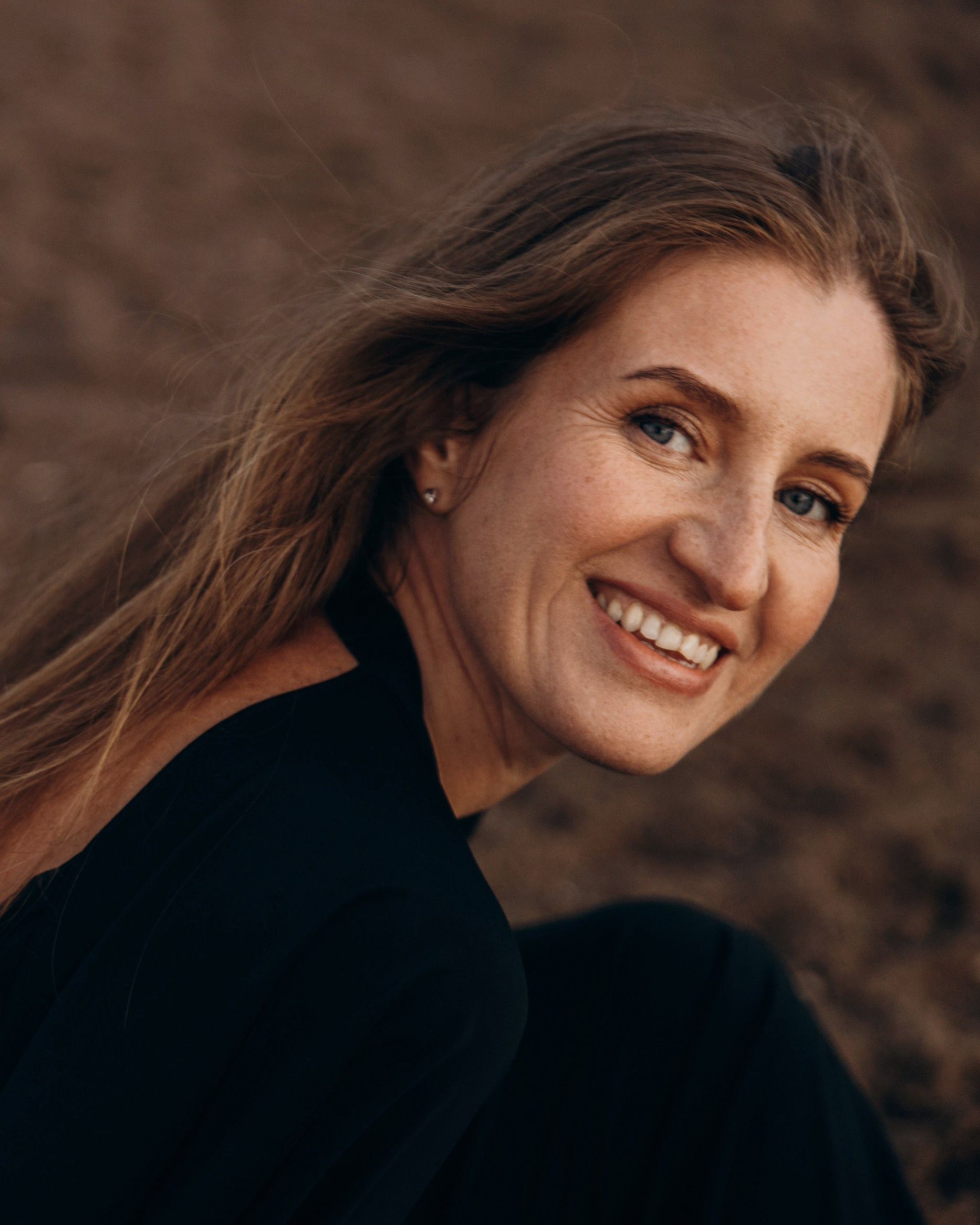 Обо мне. Женский портрет и семейные истории Елена Гончаренко