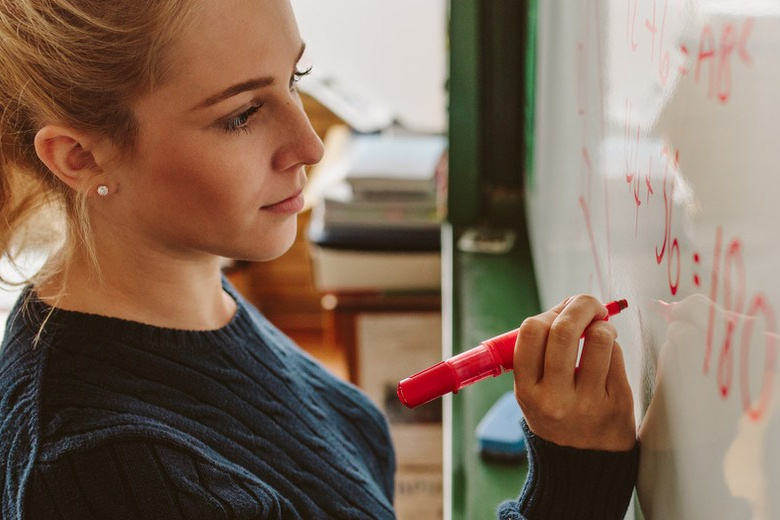 Выпускные альбомы для старшей школы 9 и 11 класс