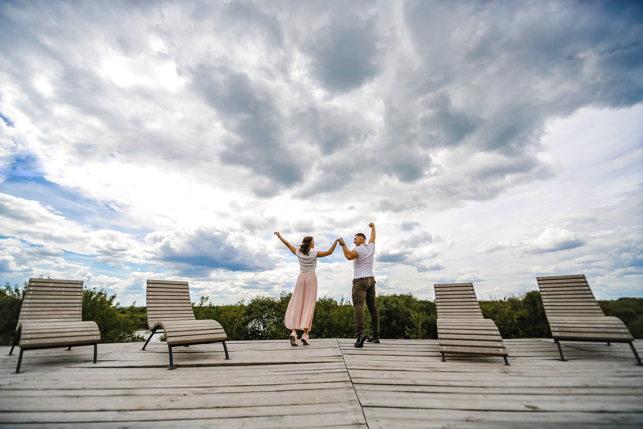 Катя и Вова. Органичность, спаниель и телефонная будка. Фотограф Антон Никандров