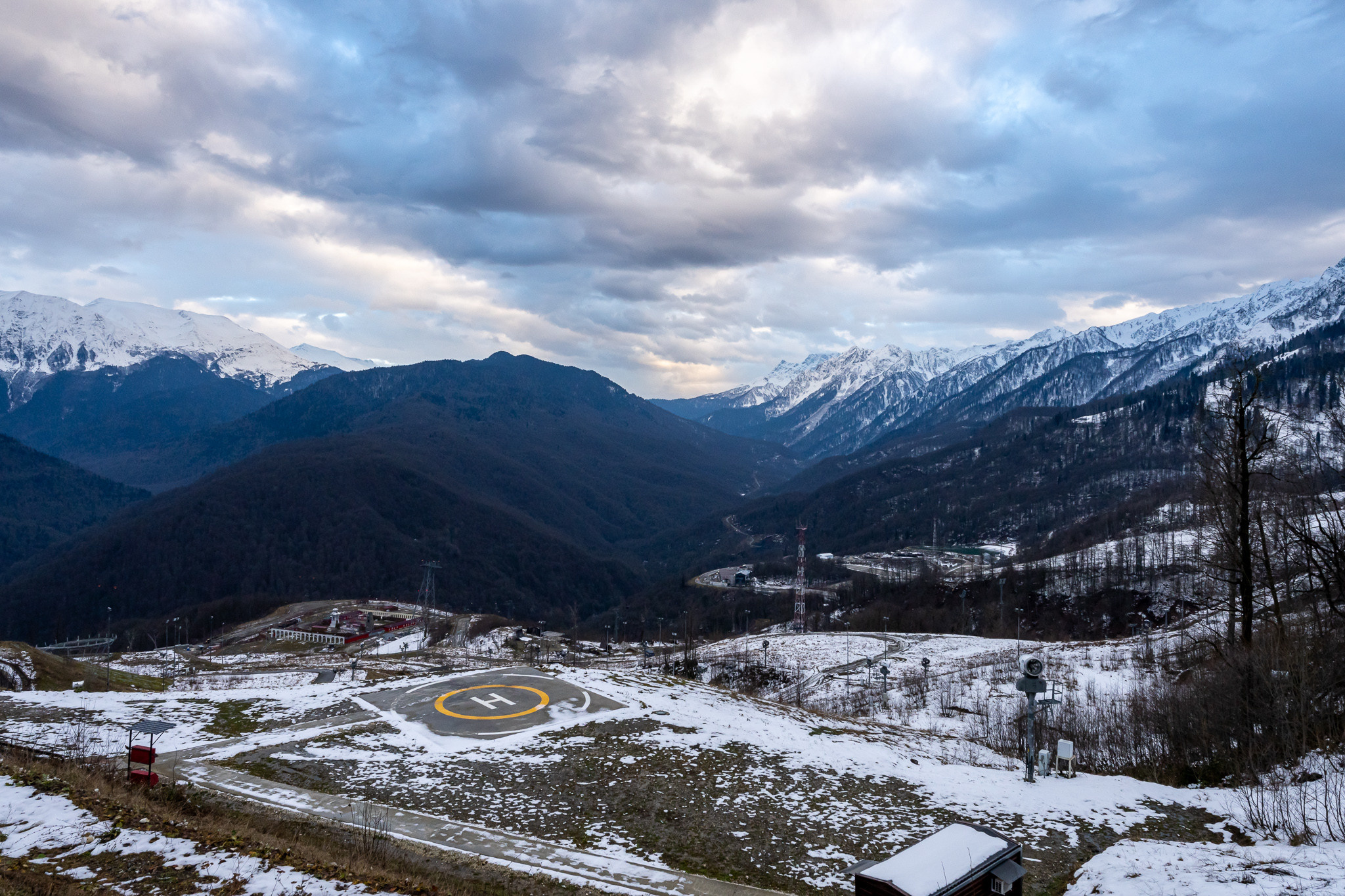 Горы в Красной поляне