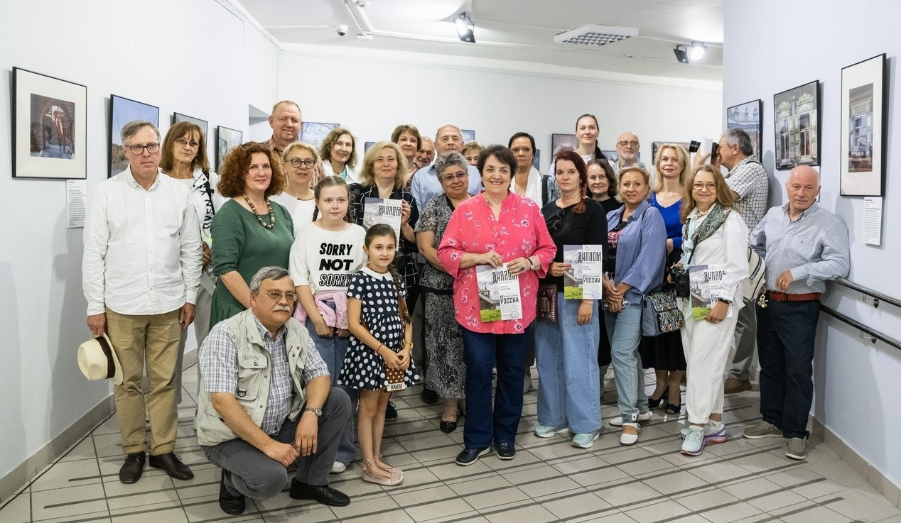 Участие в  выставке «Деревянное зодчество России» в ГДМ. Фотохудожник в Москве Виктория Лаврова Искусство авторской фотографии для Вас