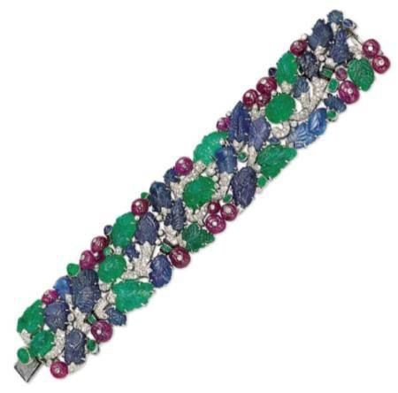 «Шехеразада» в творчестве Луи Картье. Экскурсии по Музею Фаберже и Санкт-Петербургу гид Арутюн Караджаян