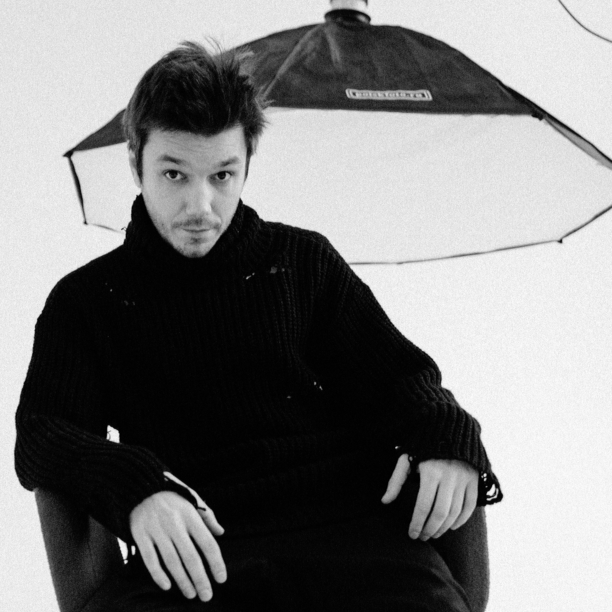 Контакты. Фотограф в Москве Юрий Горячев