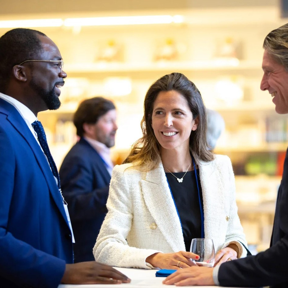 Услуги. Фото и видеосъёмка бизнес-мероприятий под ключ в Москве и МО — Akhmedov Team