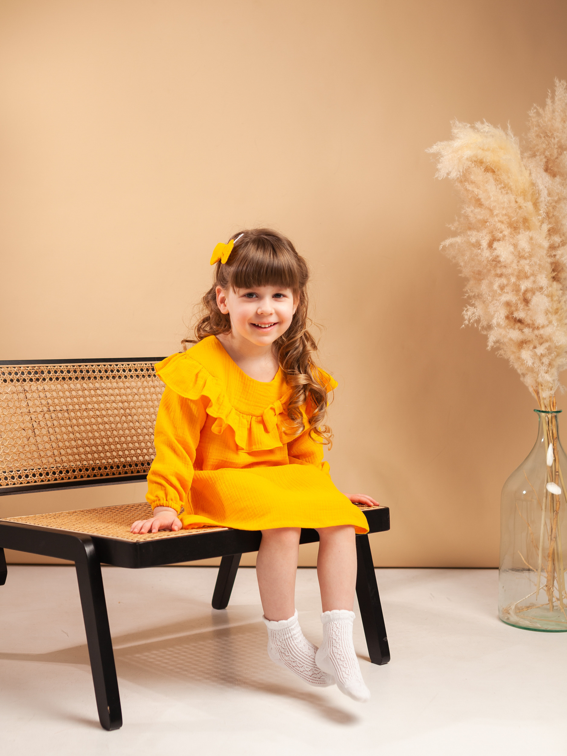 Как показывать эмоции при съемке товаров с моделью