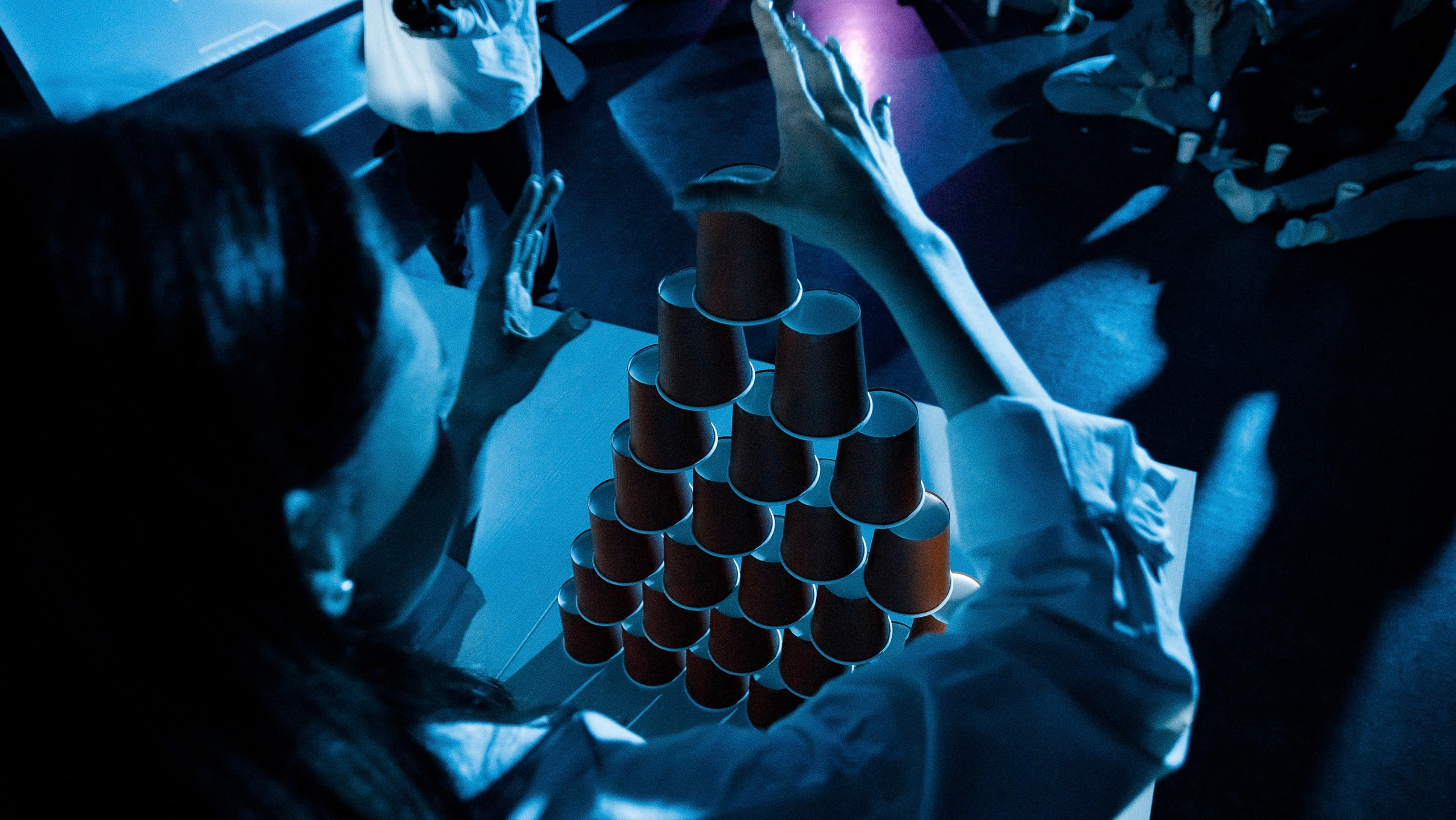 Ведущий Андрей Каюков