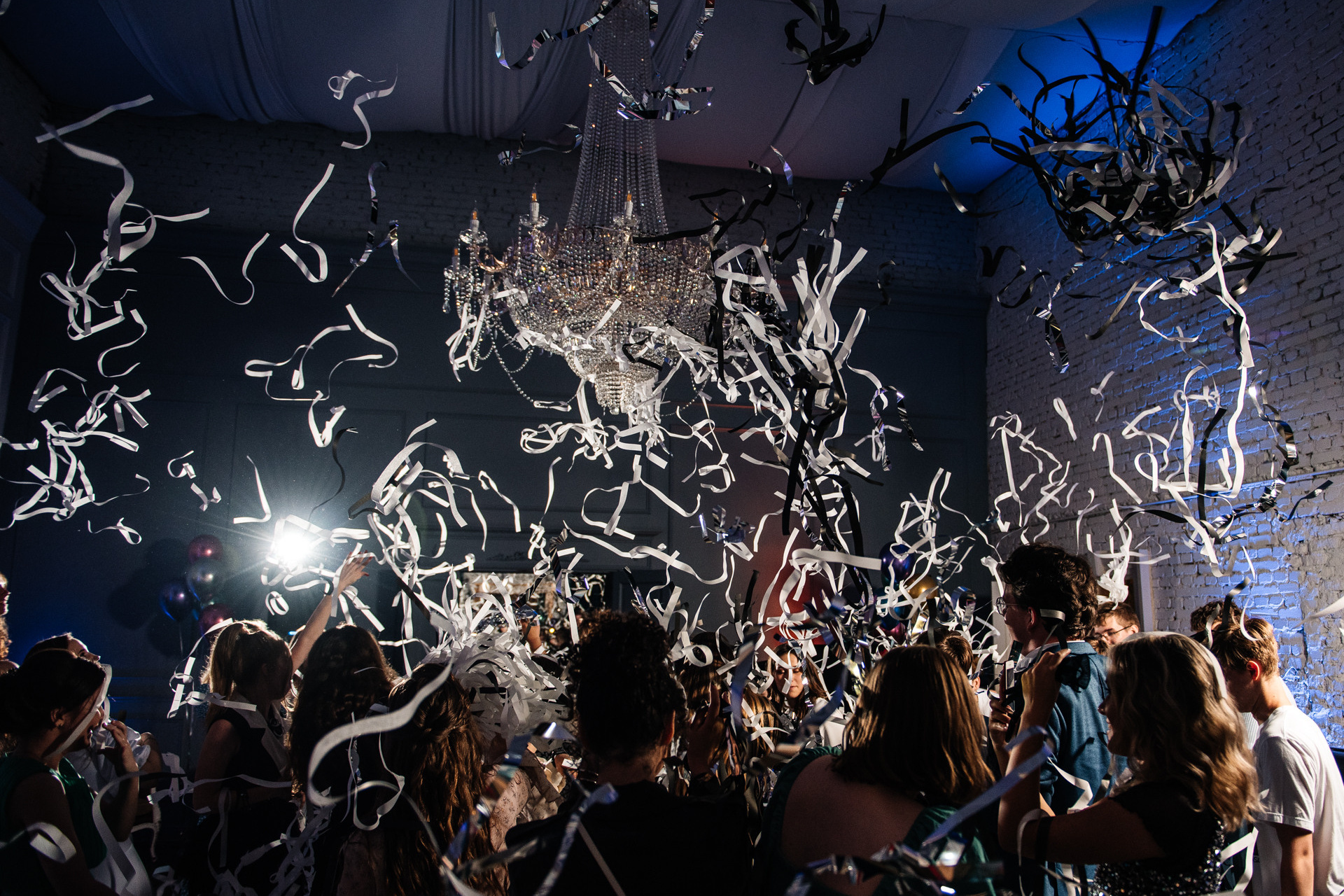 ШКОЛЬНЫЙ ВЫПУСКНОЙ