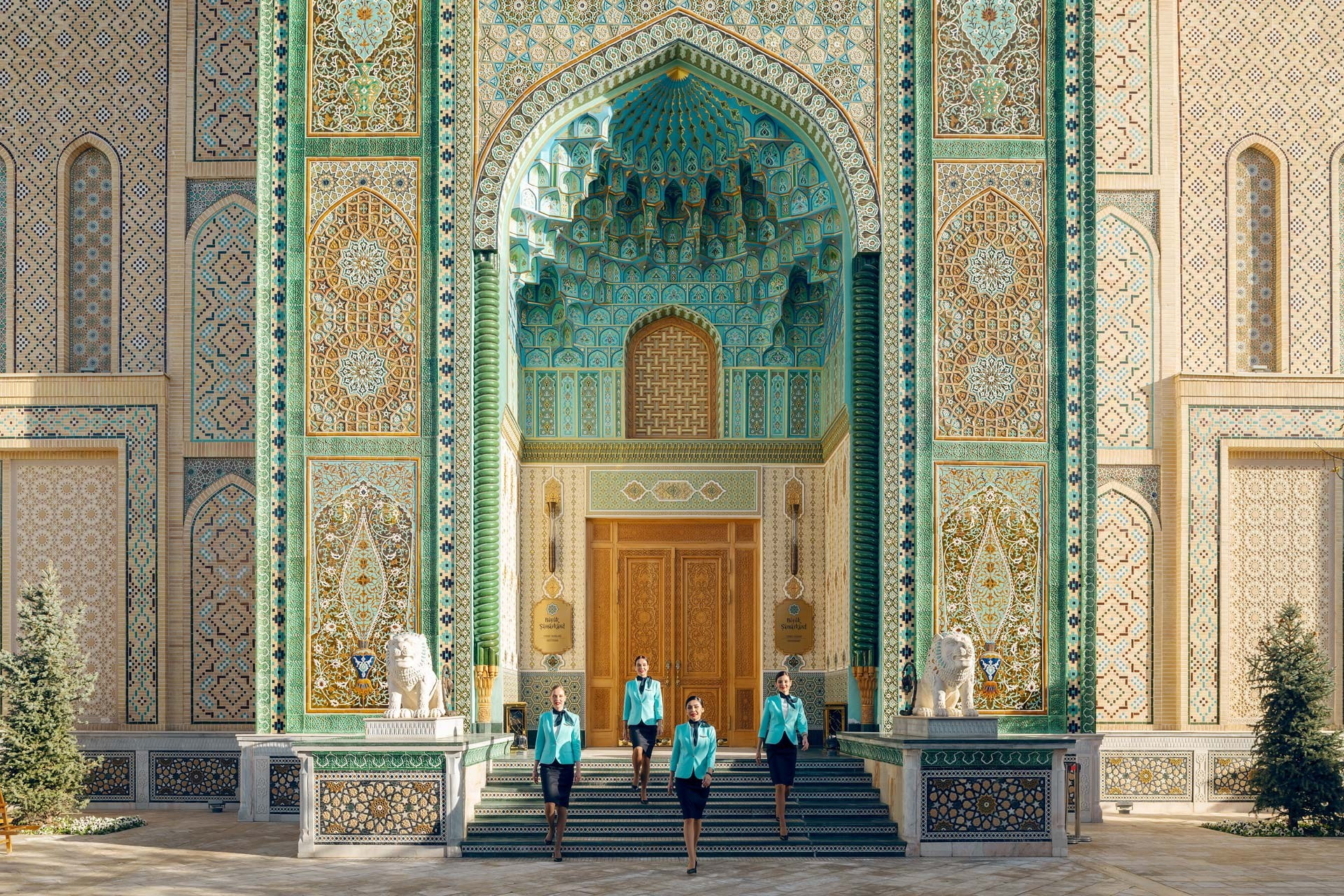 Air Samarkand. Photographer Sergei Tatarskikh