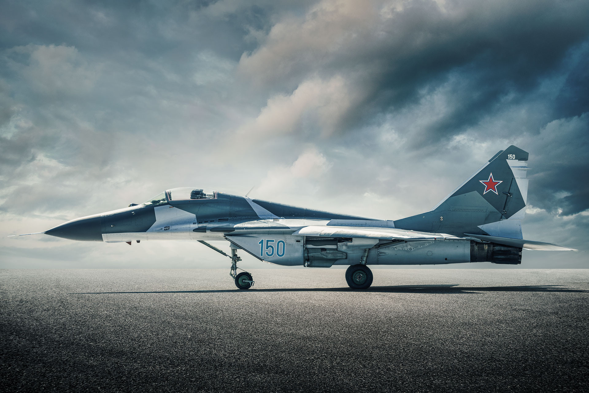 MiG. Промышленный фотограф Сергей Татарских