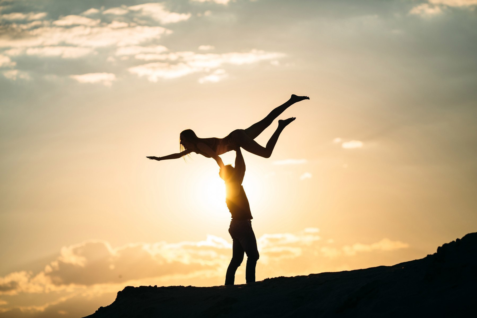 Андрей и Женя, песочная прогулка