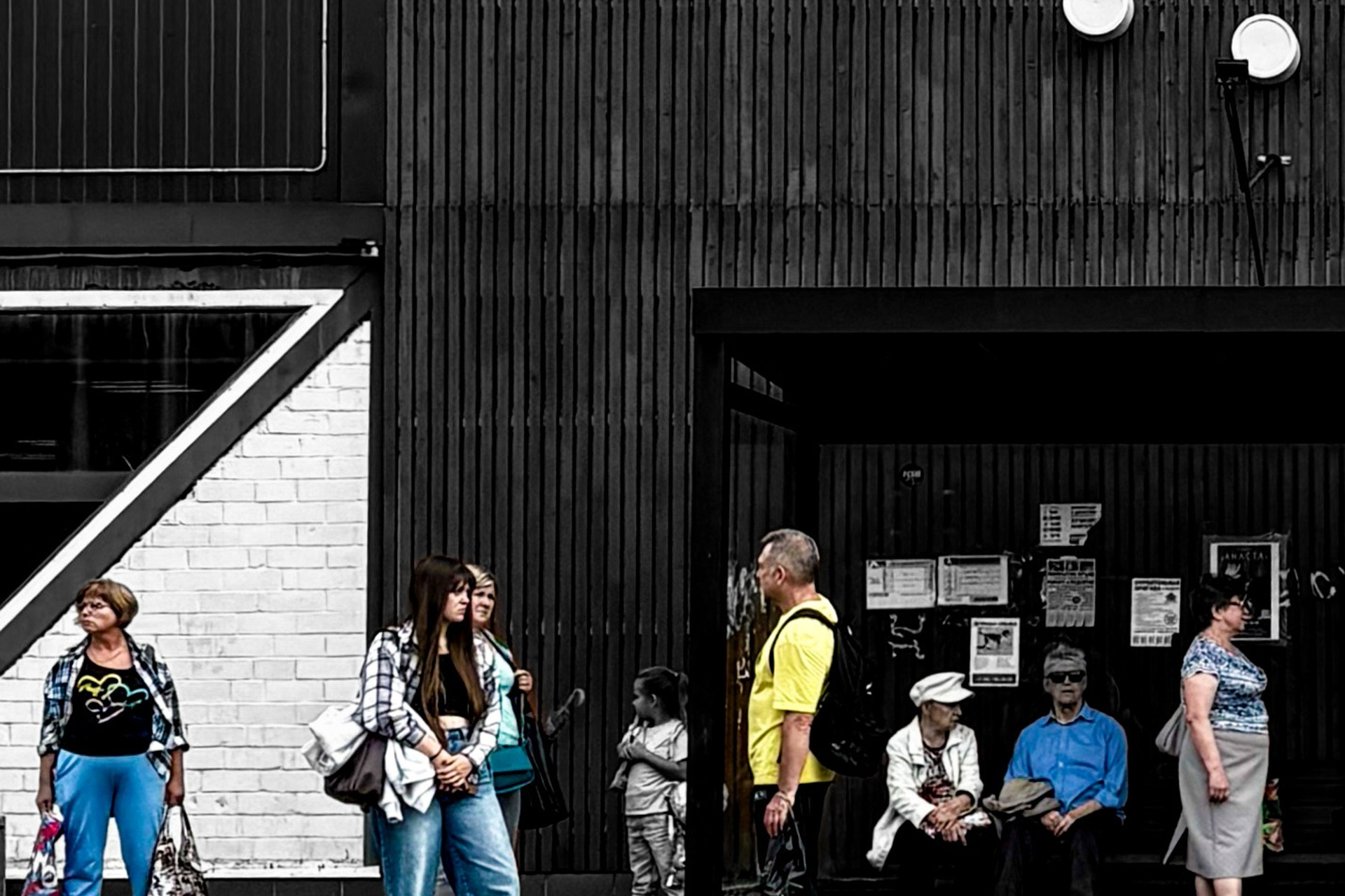 Фотография как продолжение письма, а письмо как форма наблюдения. Камера и слово служат одной задаче: зафиксировать, передать эмоцию и мысль. Личный блог Романа Белугина. Противоядие от повседневности