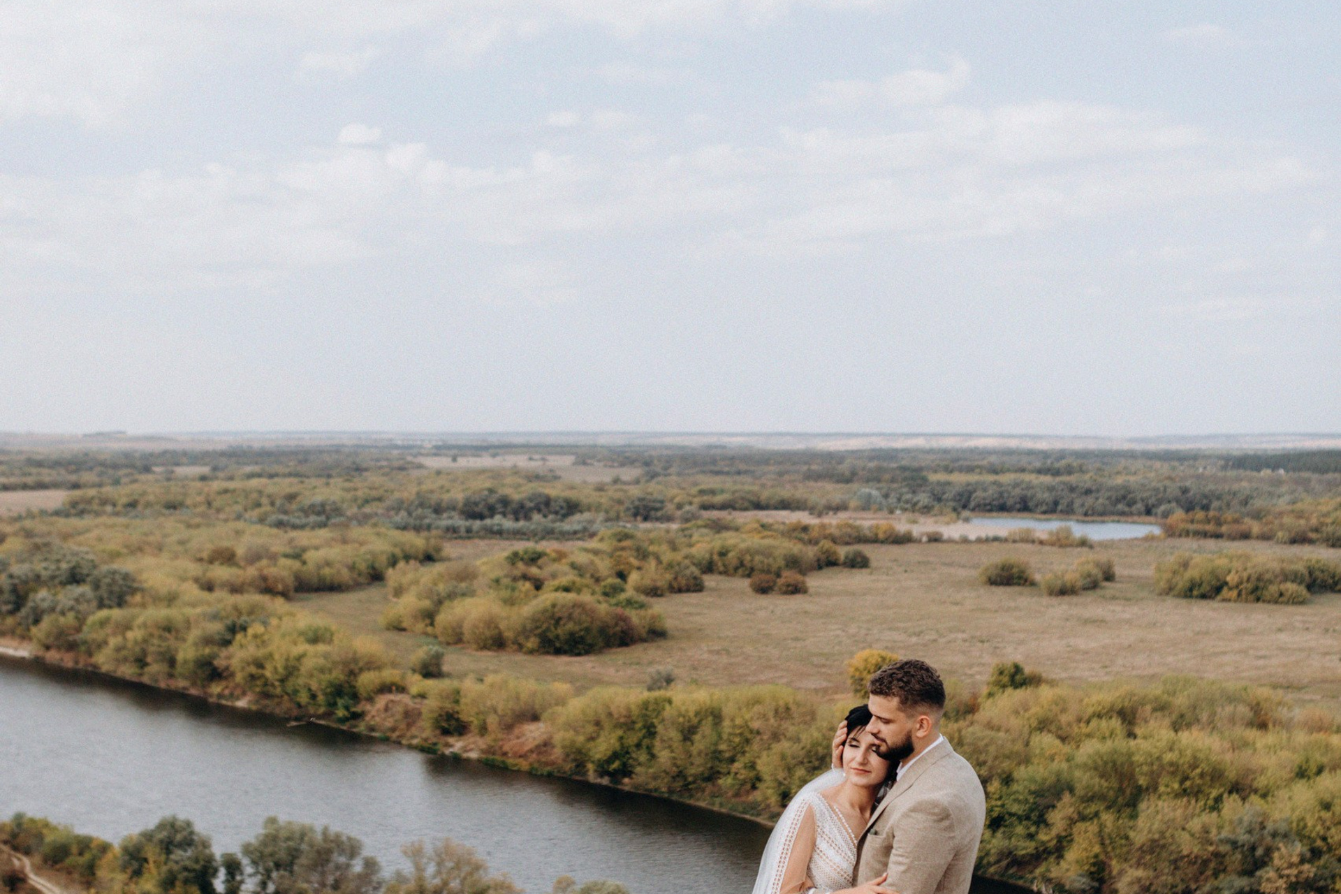 Нежность твоих объятий