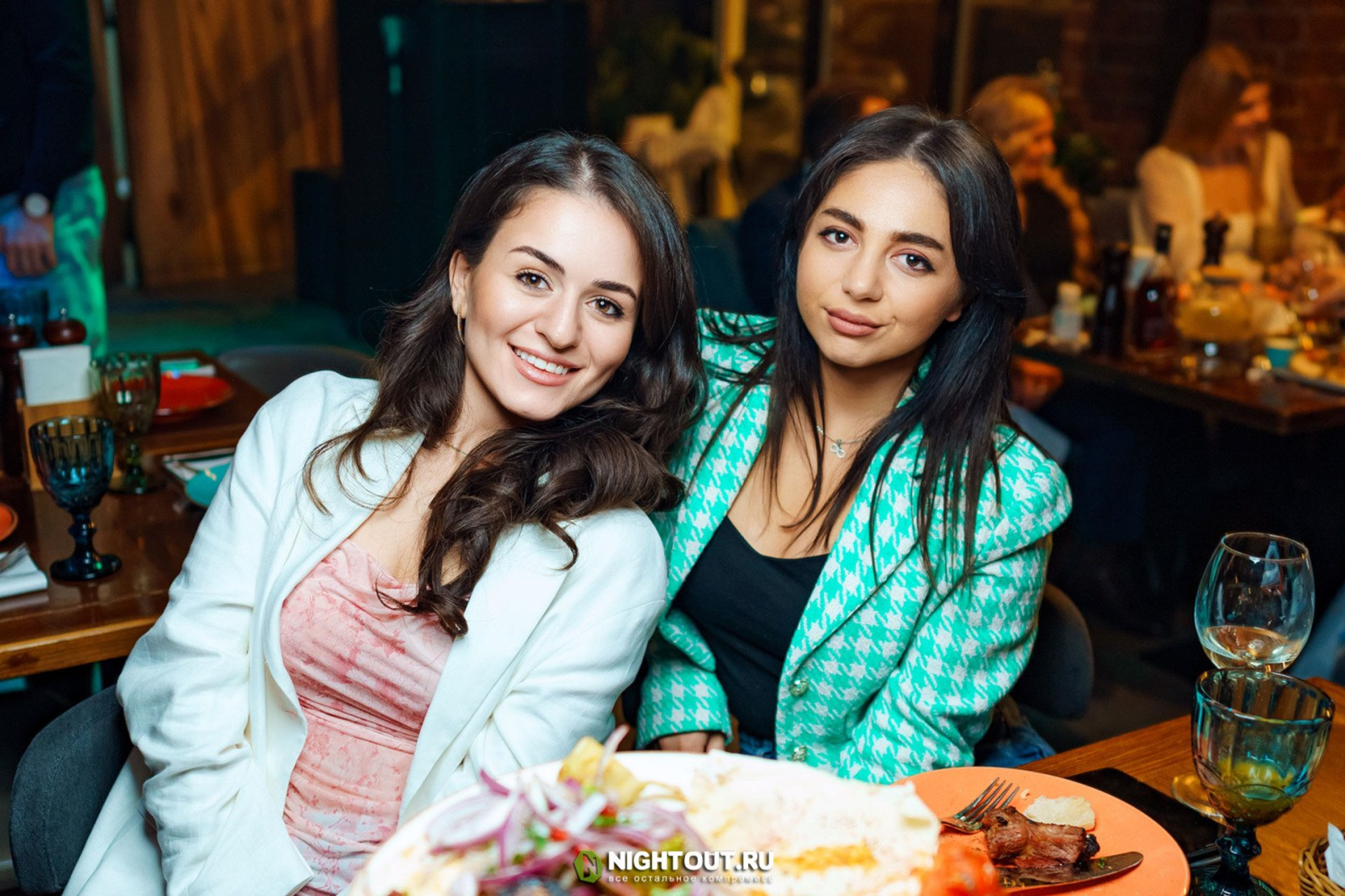 ХИНКАЛЬНАЯ на Неглинной. NIGHTOUT.RU Журнал о ночной жизни города