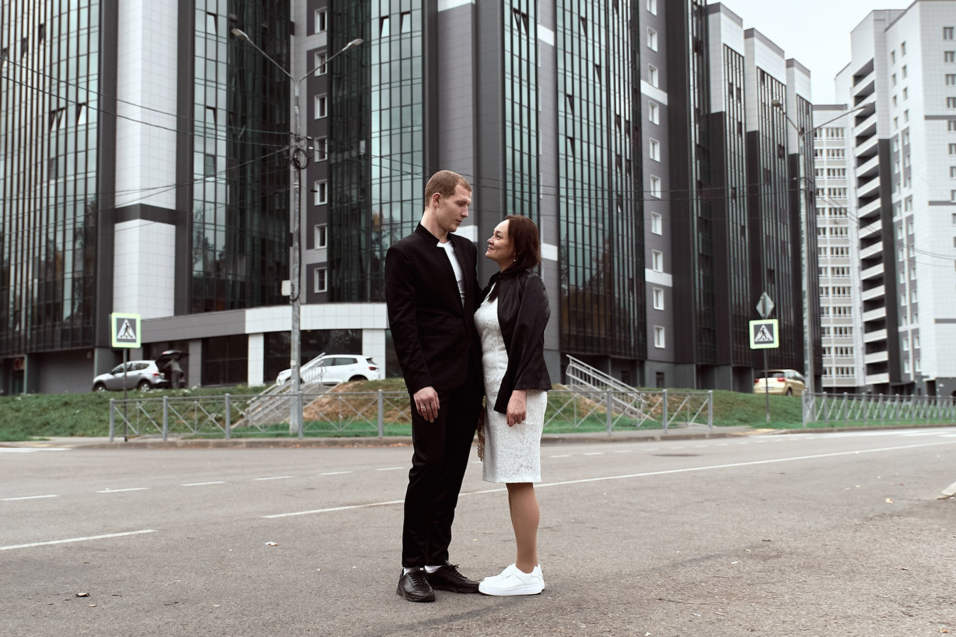 Свадебная фотосессия для Елены и&nbsp;Виталий (регистрация и&nbsp;экспресс-прогулка)