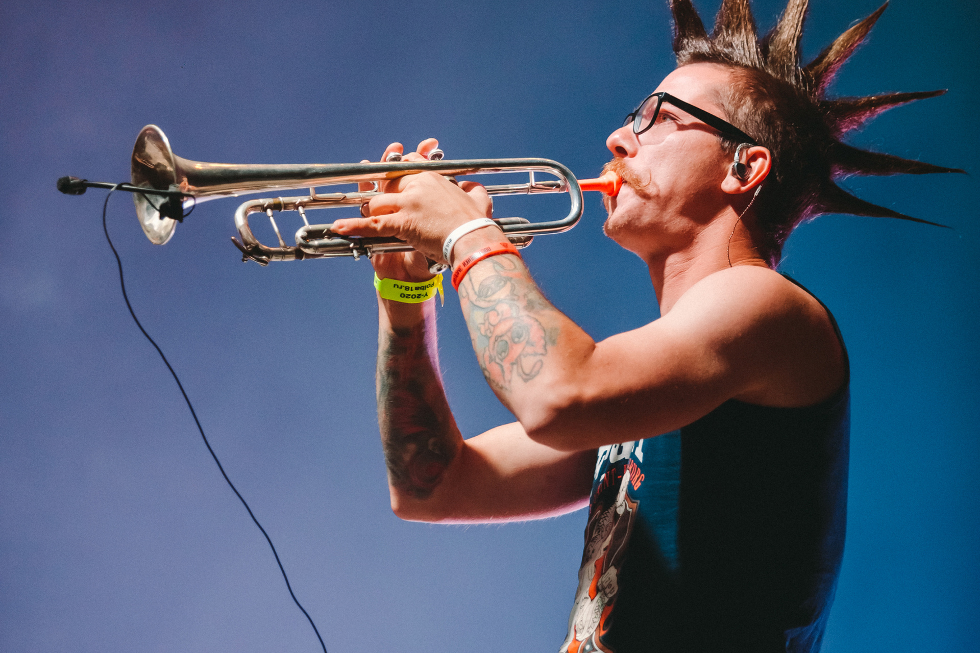 Включай Микрофон (УЛЕТАЙ)