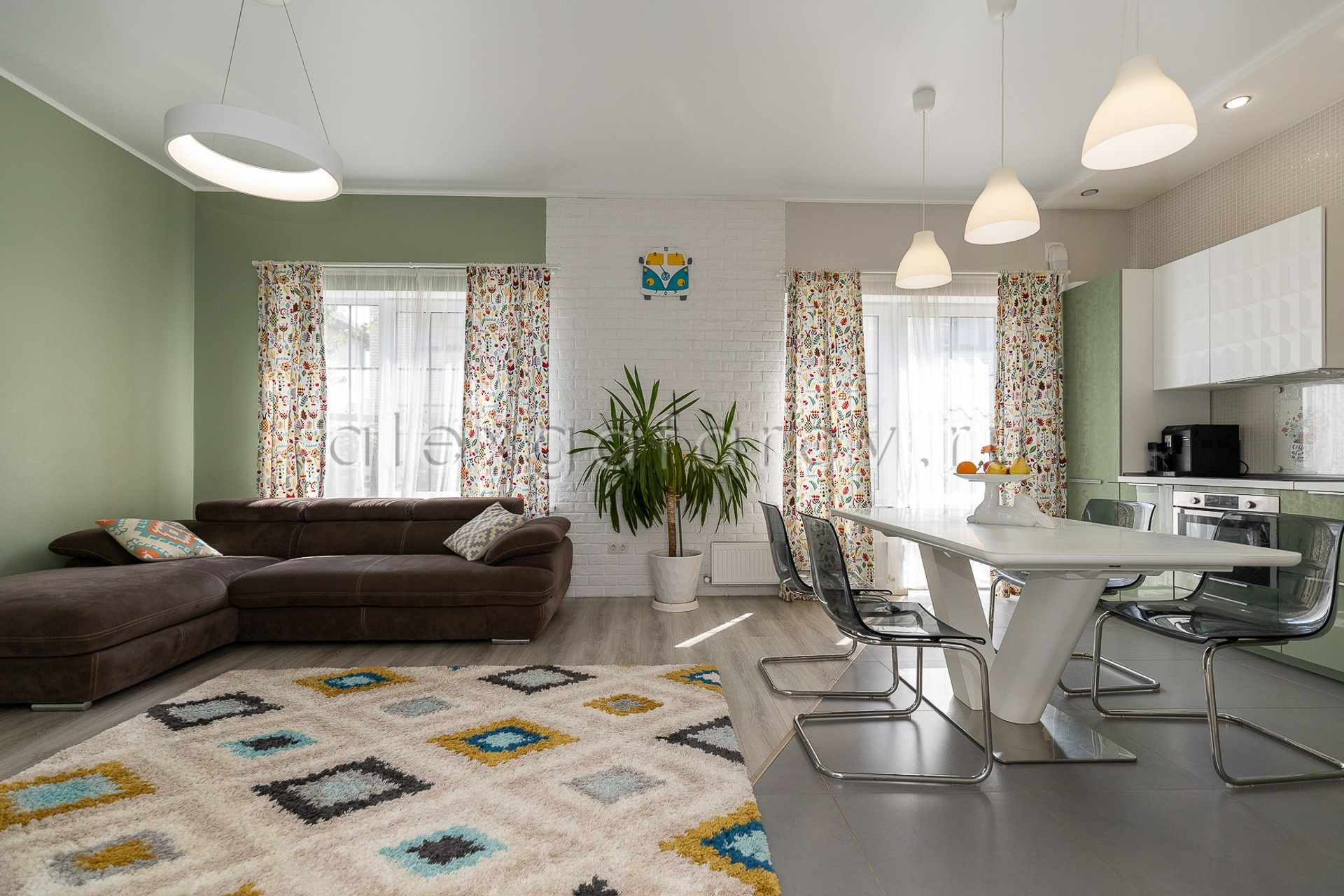 Ул. Югорская. Фотограф Гафаров Александр