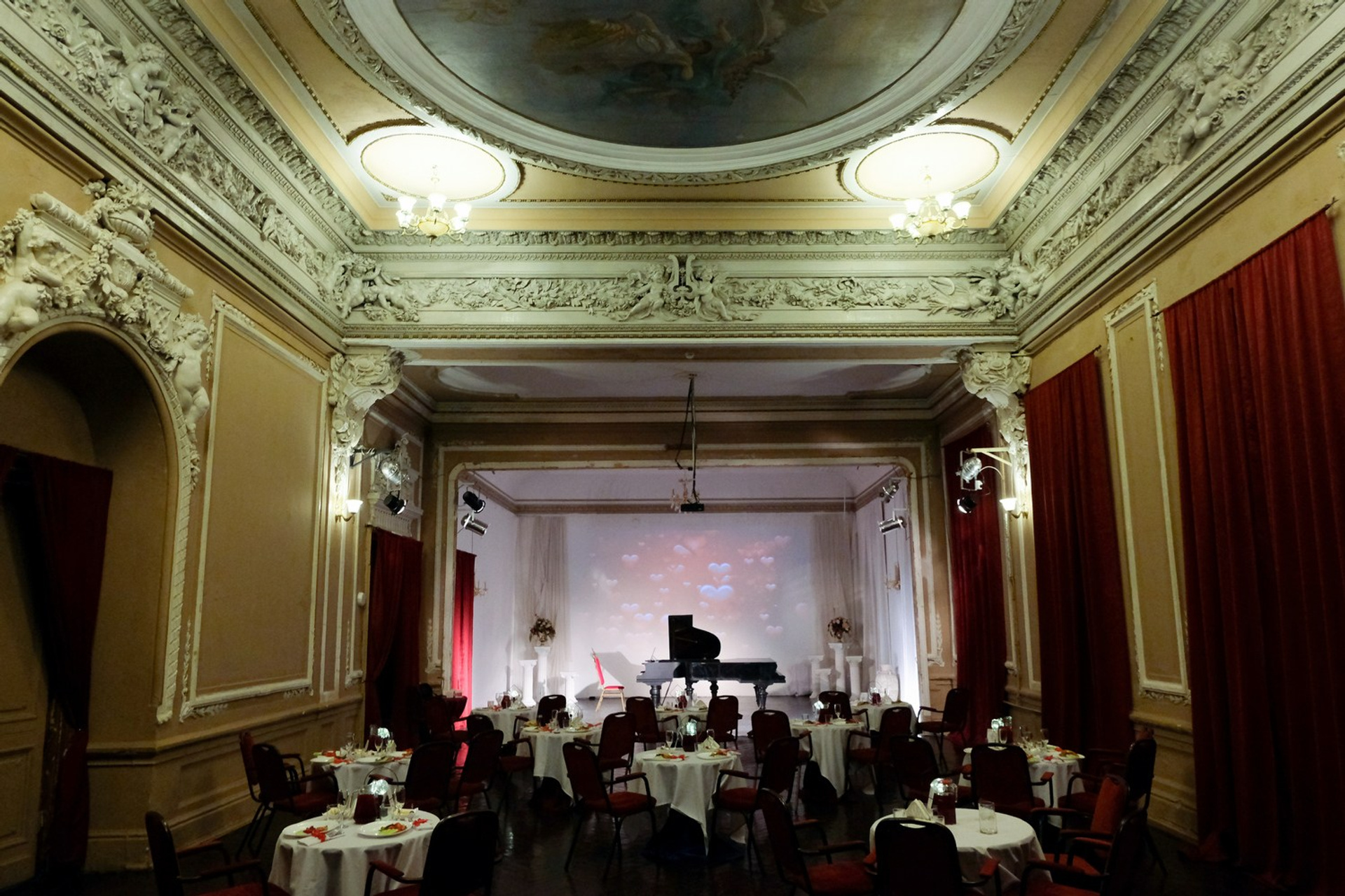 Ля мур — ужин-концерт. Дом Шрёдера