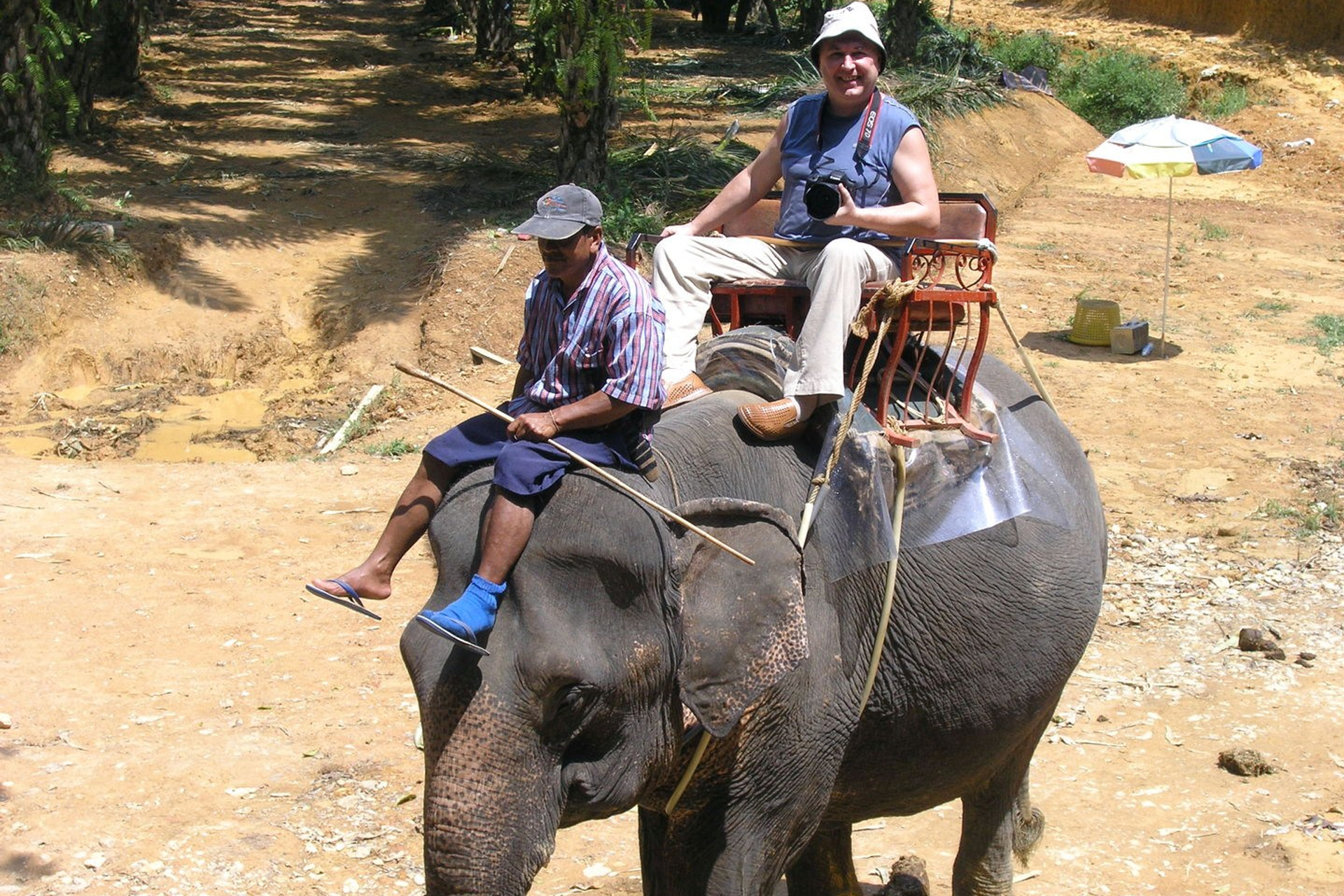 Тайланд 2011 г. Улица, люди, жизнь…