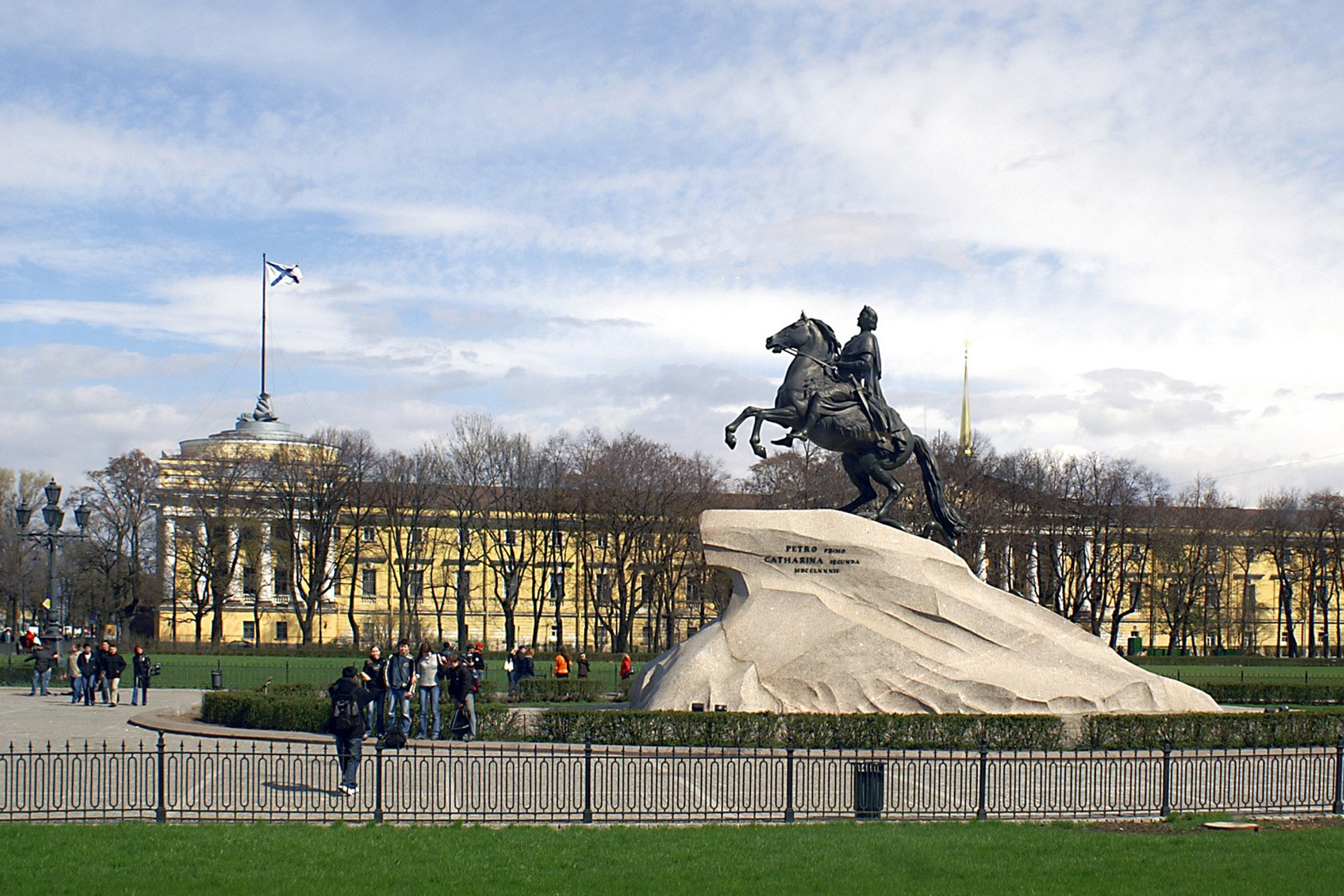 Фотоальбомы. Улица, люди, жизнь…