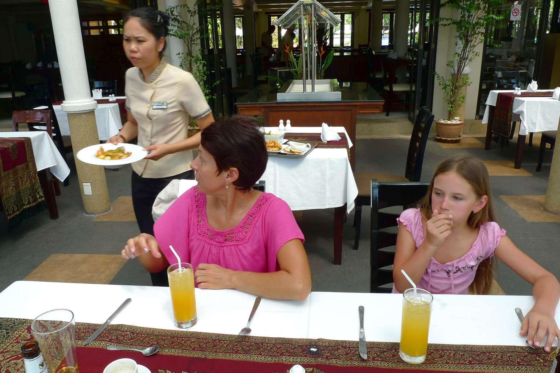 Тайланд 2011 г. Улица, люди, жизнь…