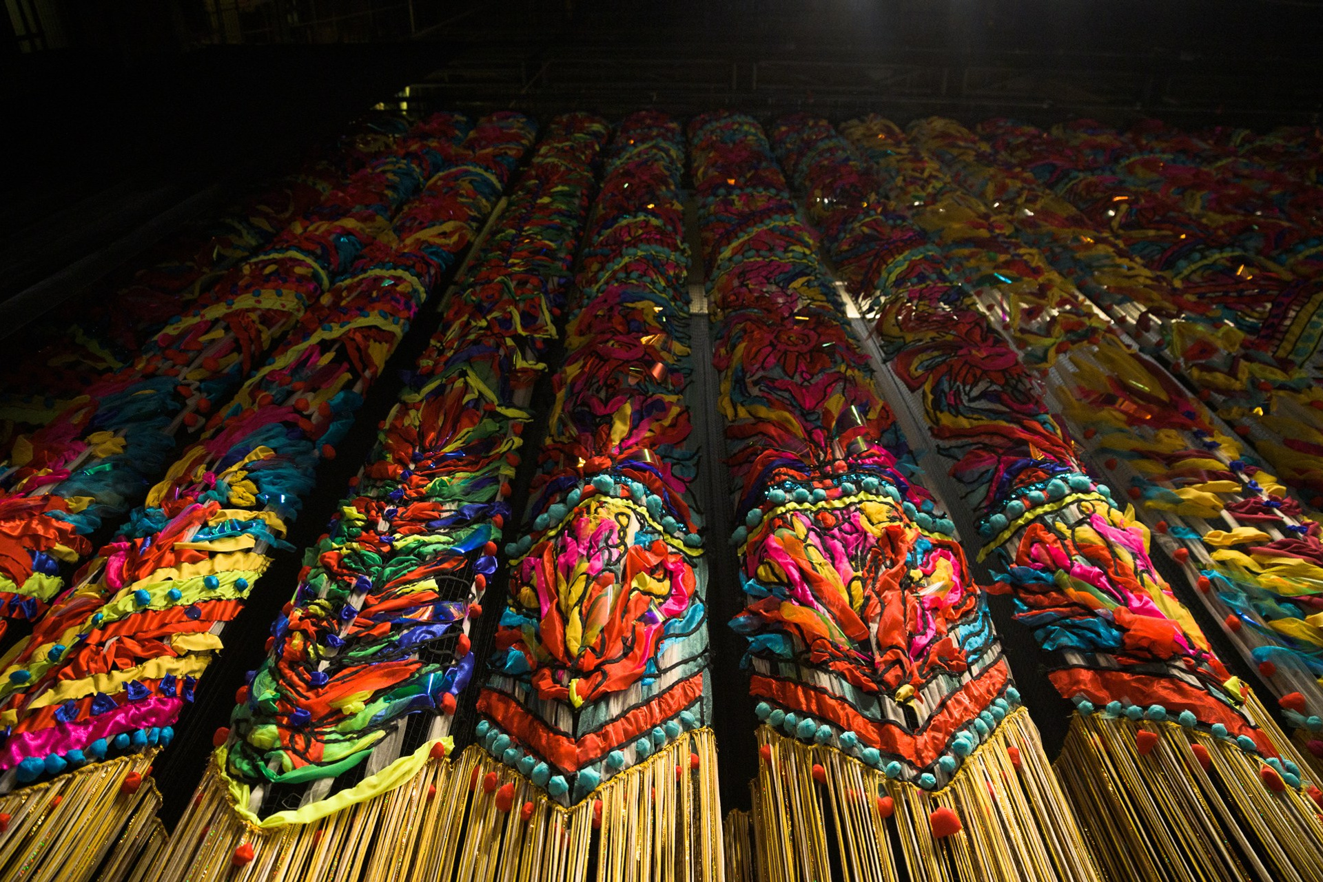 Пошив театральных занавесов и мягких декораций на заказ | Кулисы, падуги, задники. История занавеса. Превращаем идею в технологию