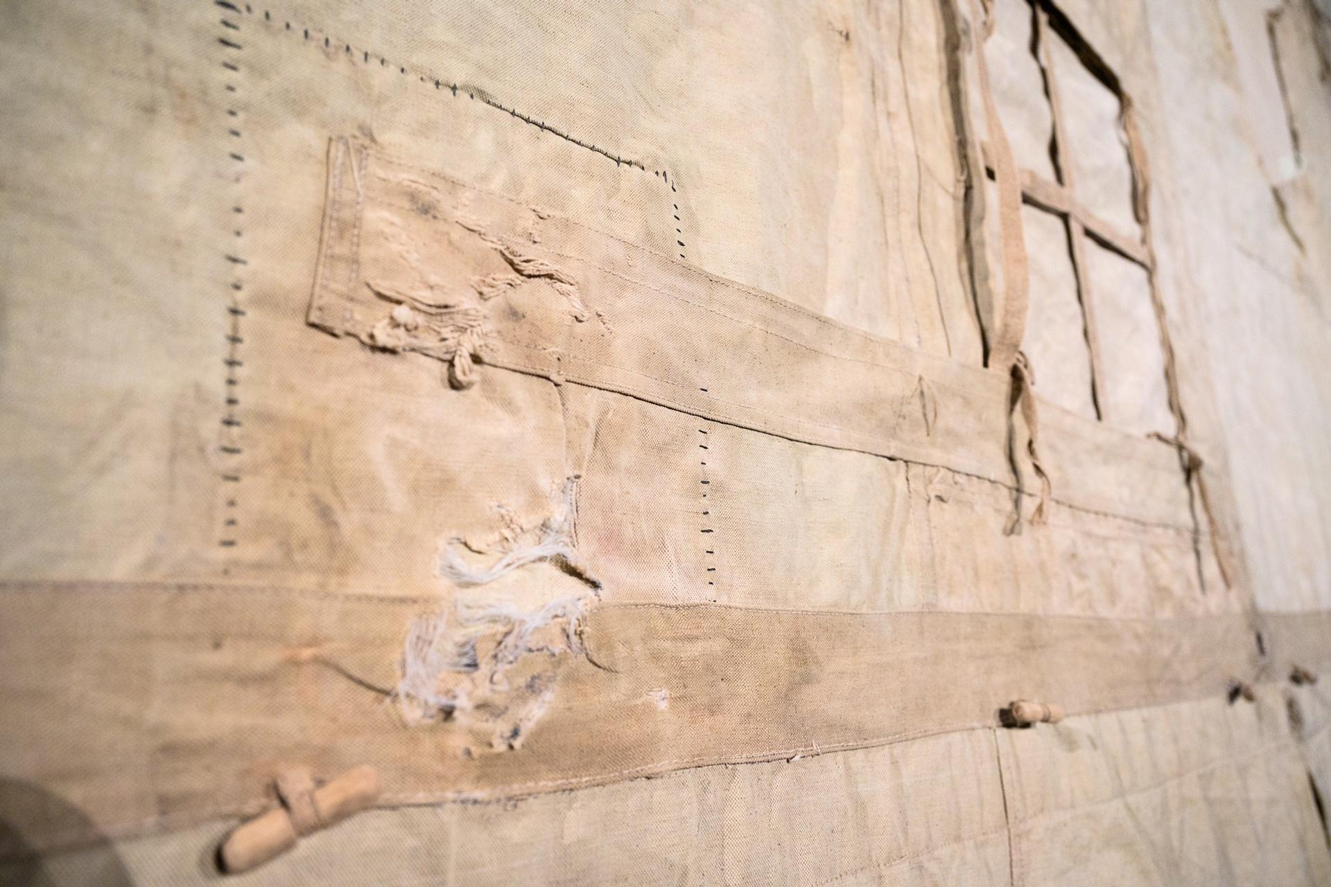 Декорации для спектакля «Чайка» | МДТ - Театр Европы. История занавеса. Превращаем идею в технологию