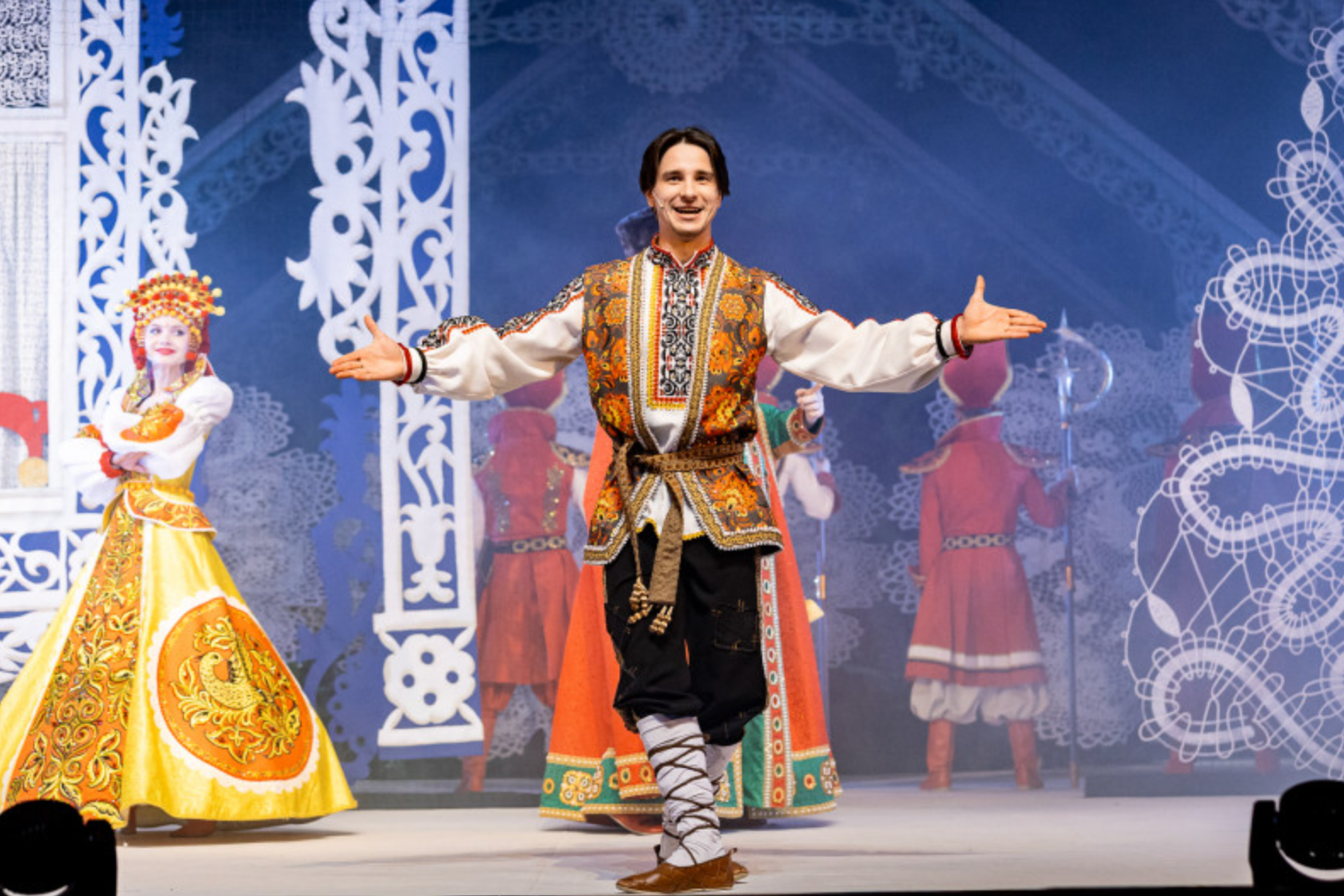 «Летучий корабль» Нижегородский ТЮЗ. История занавеса. Превращаем идею в технологию