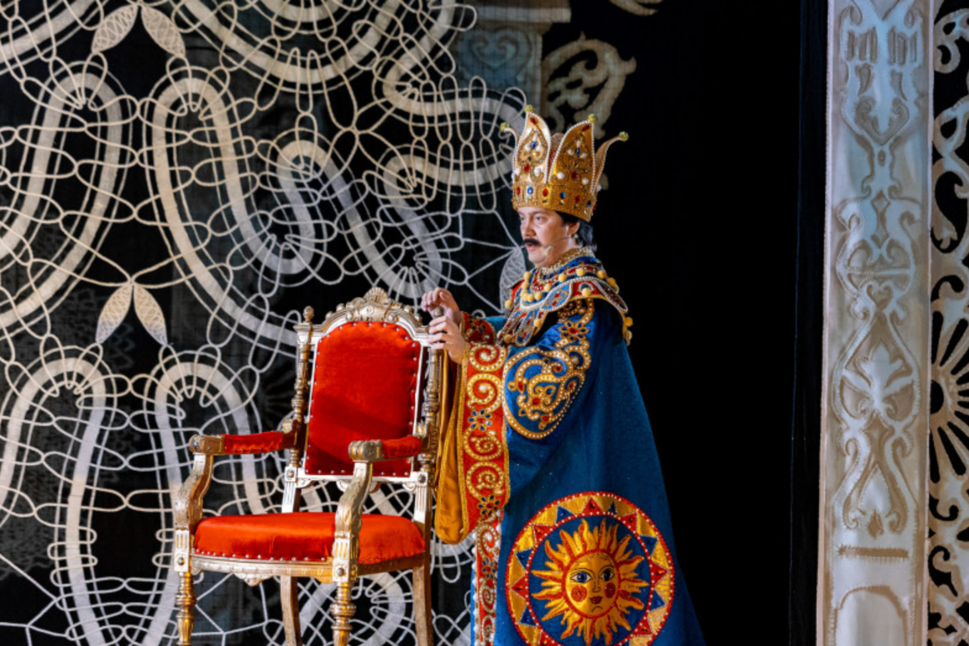 «Летучий корабль» Нижегородский ТЮЗ. История занавеса. Превращаем идею в технологию