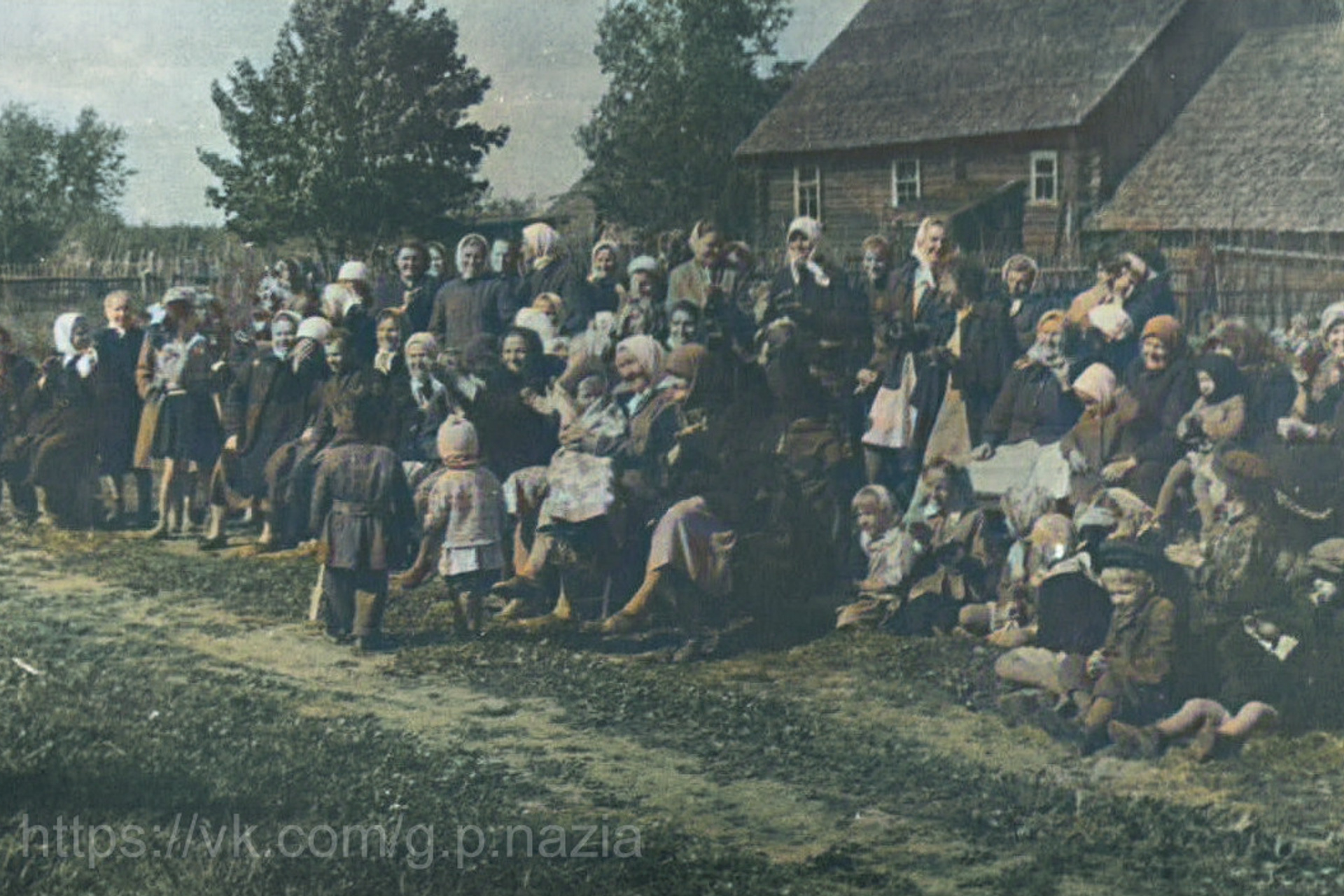Фотография строительства ДК. История Назиевского городского поселения