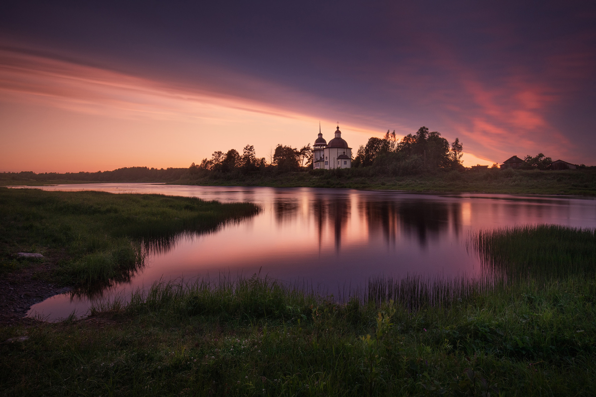 Между великих озёр