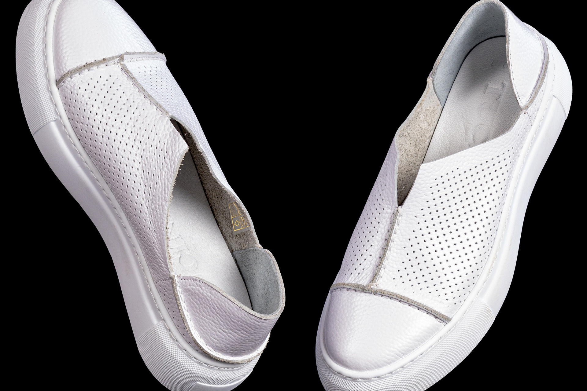 Обувь для маркетплейсов (каталожная фотосъемка)