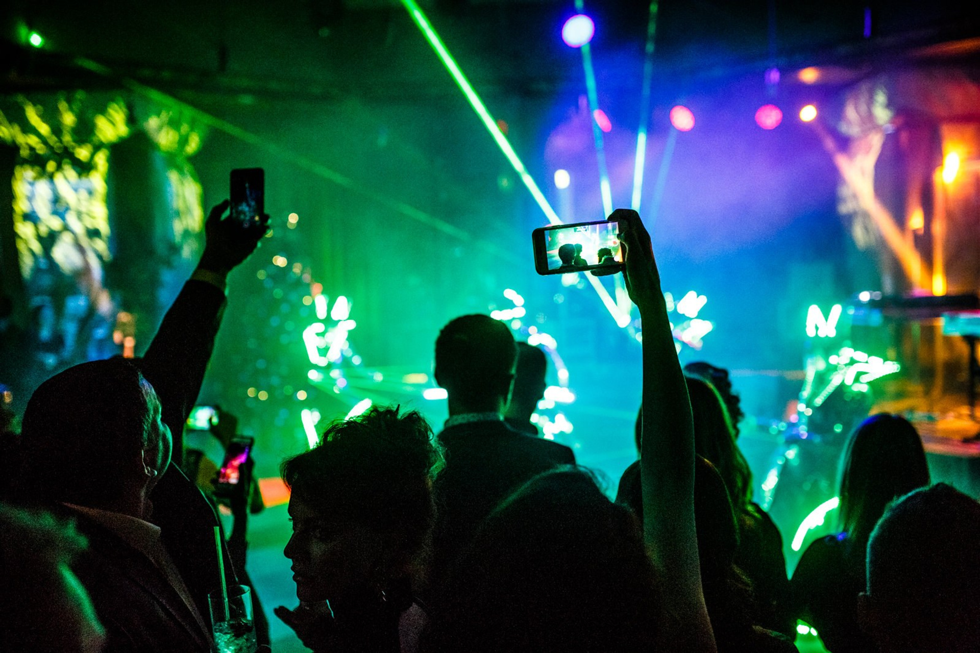 КОРПОРАТИВЫ