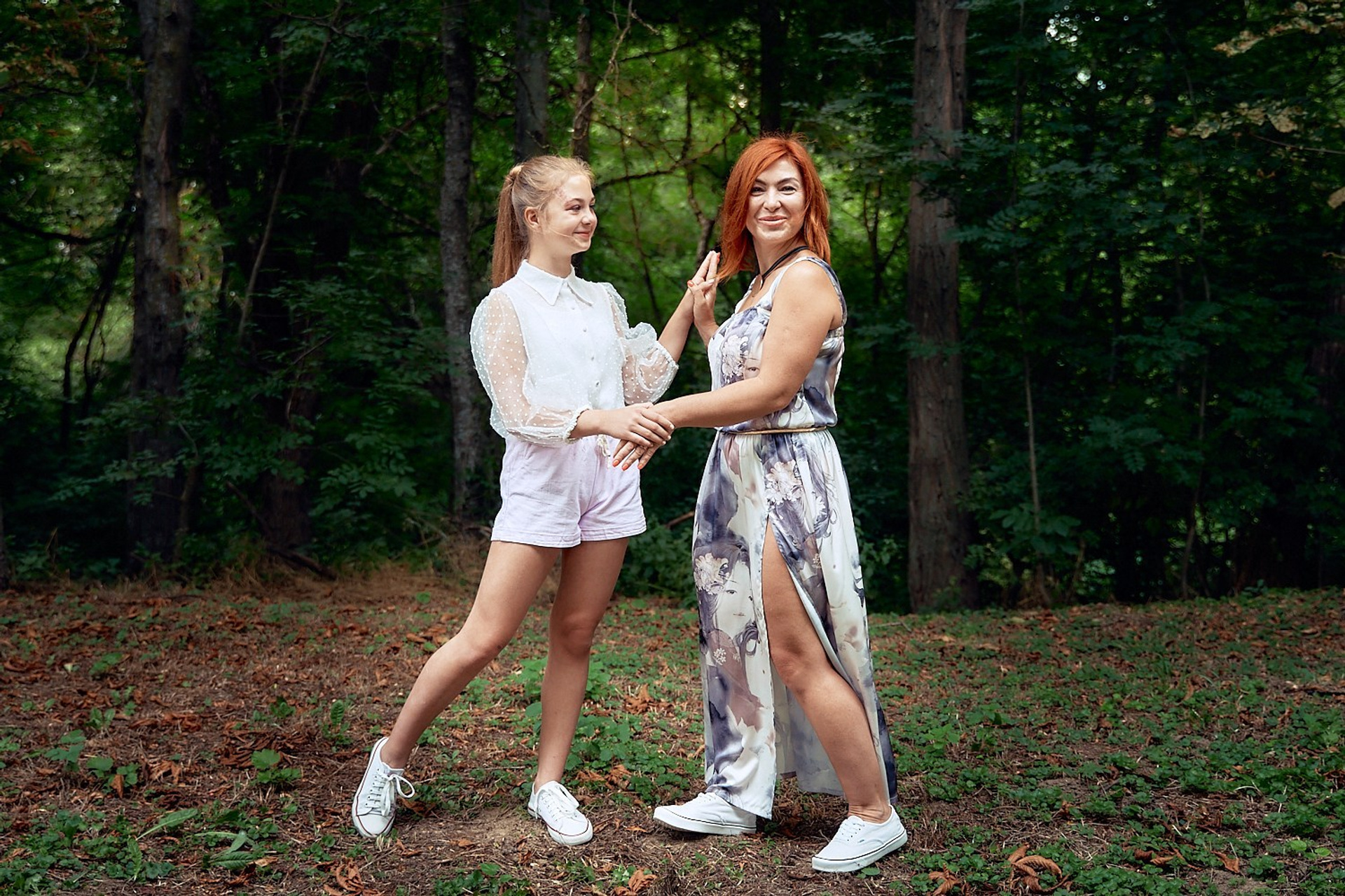 Юлия и Алиса. Парк Северская