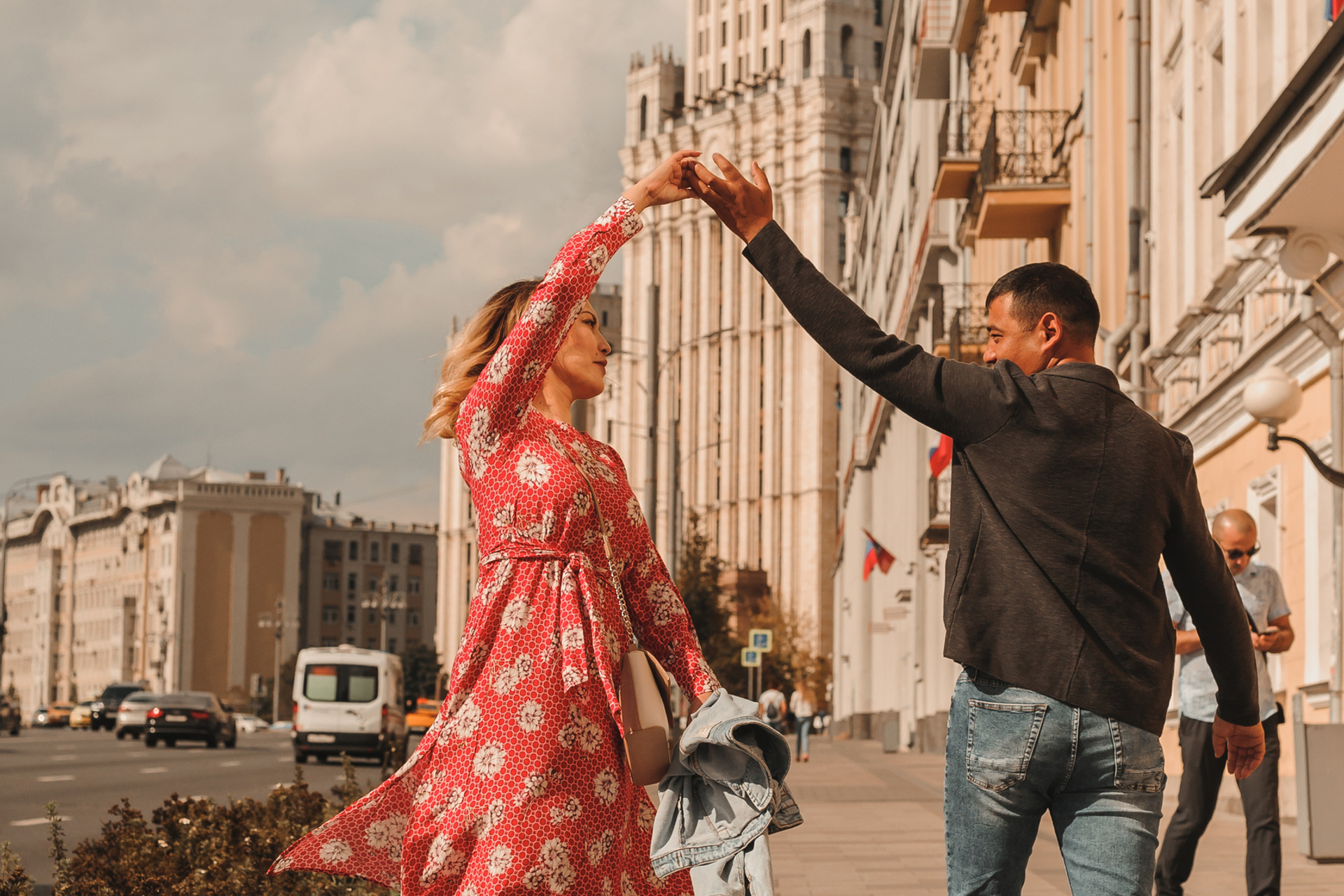 Спонтанное лавстори