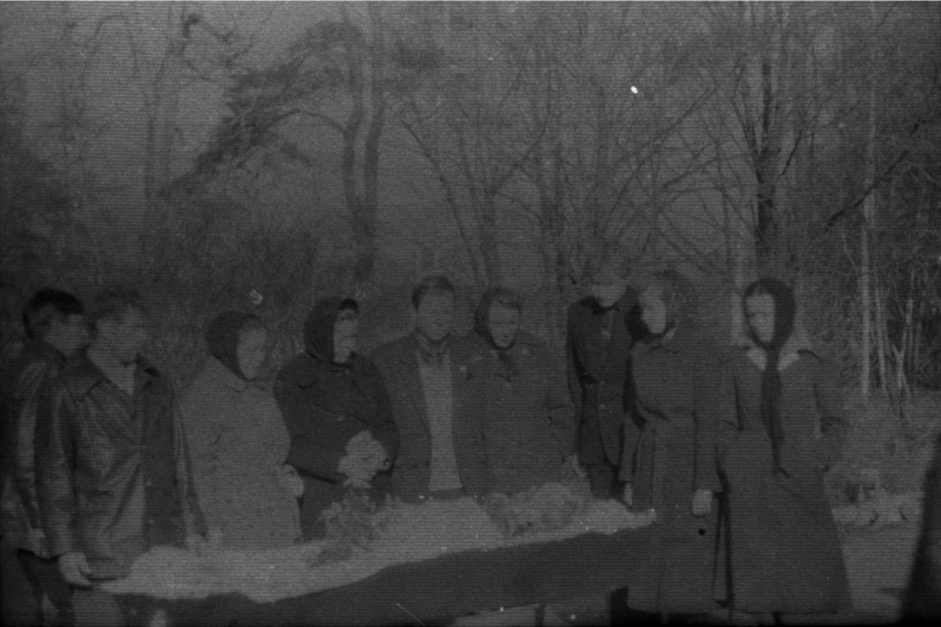 29 — Сад и похороны