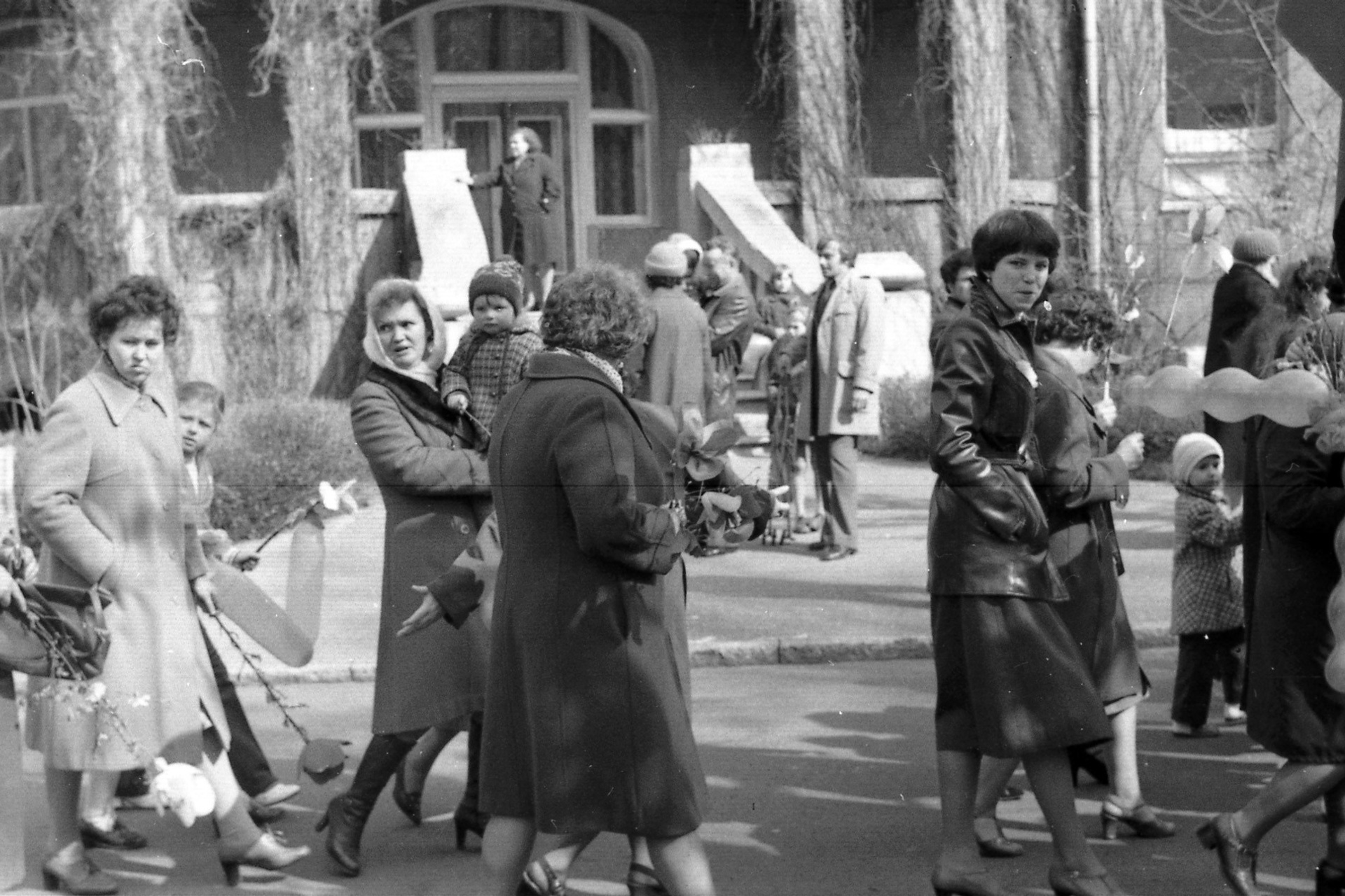 20 — Первомайская демонстрация