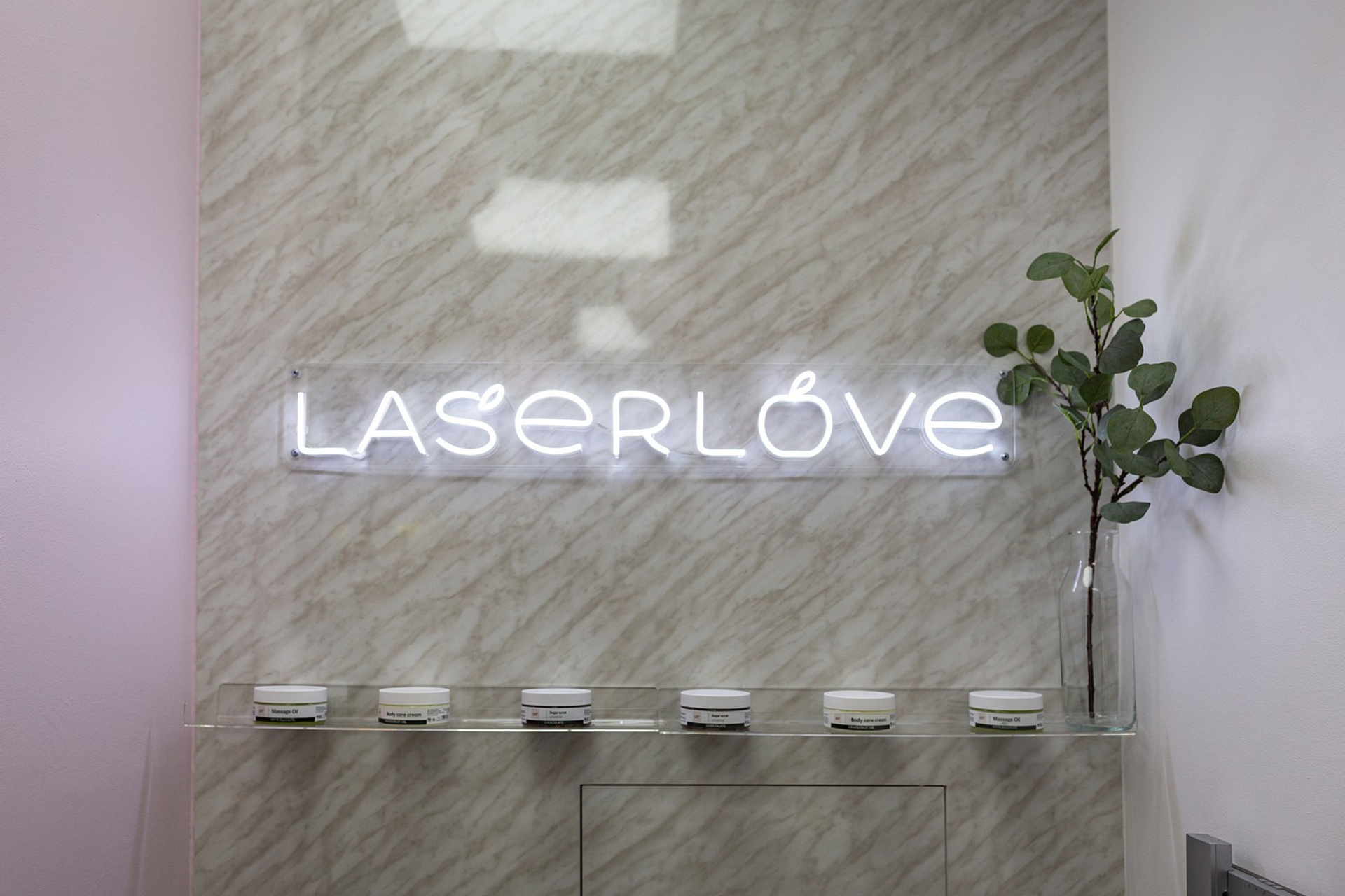 Студия Laser Love