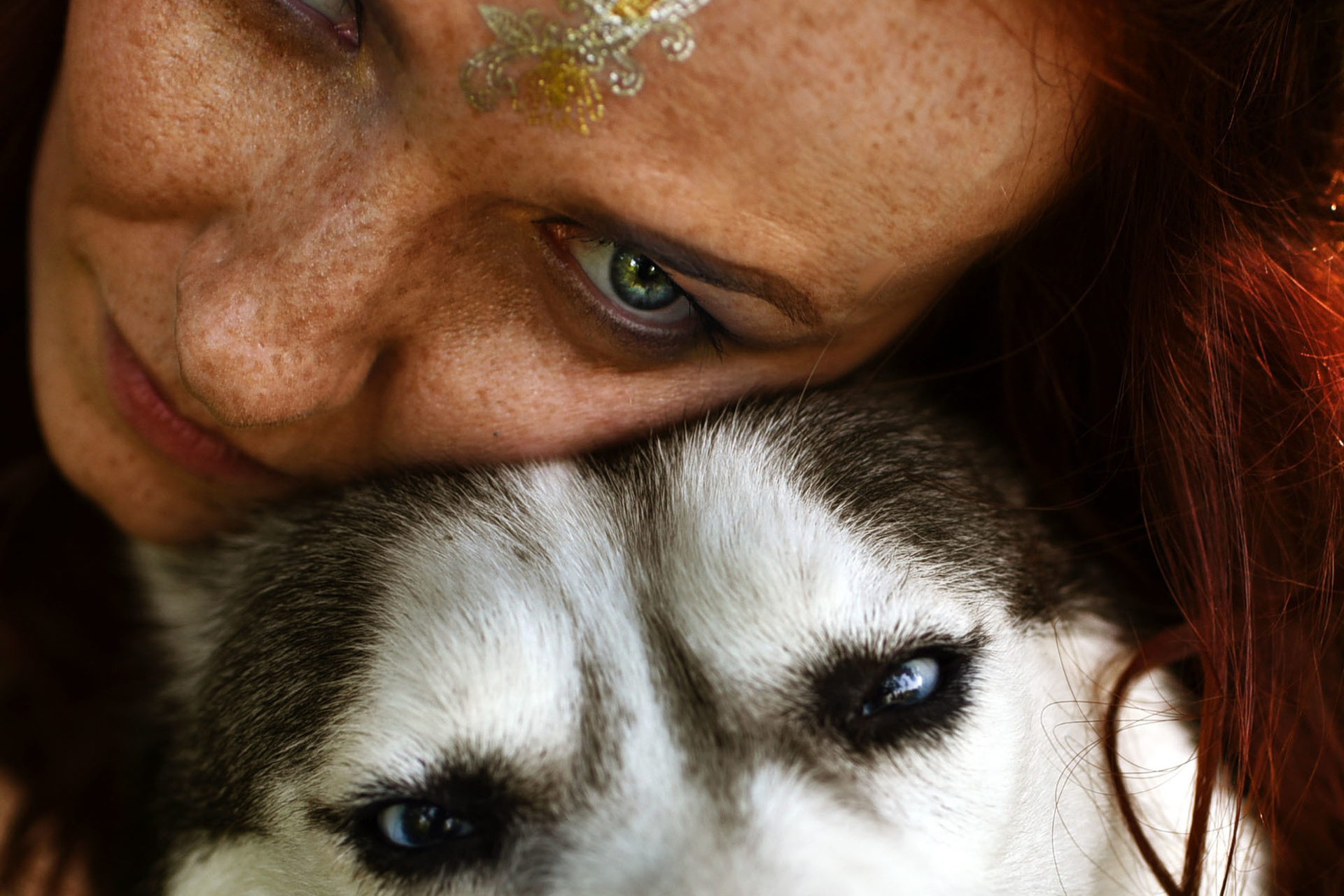 Охотница и волк