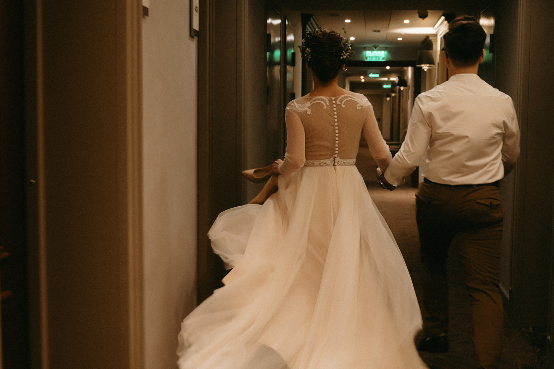 Люба и Миша (утро, прогулка, ЗАГС)