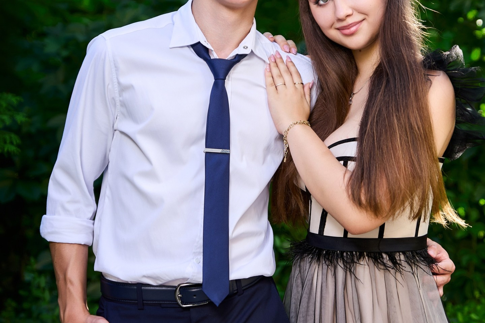 ШКОЛЬНИКИ. ВЫПУСКНОЙ. УСАДЬБА