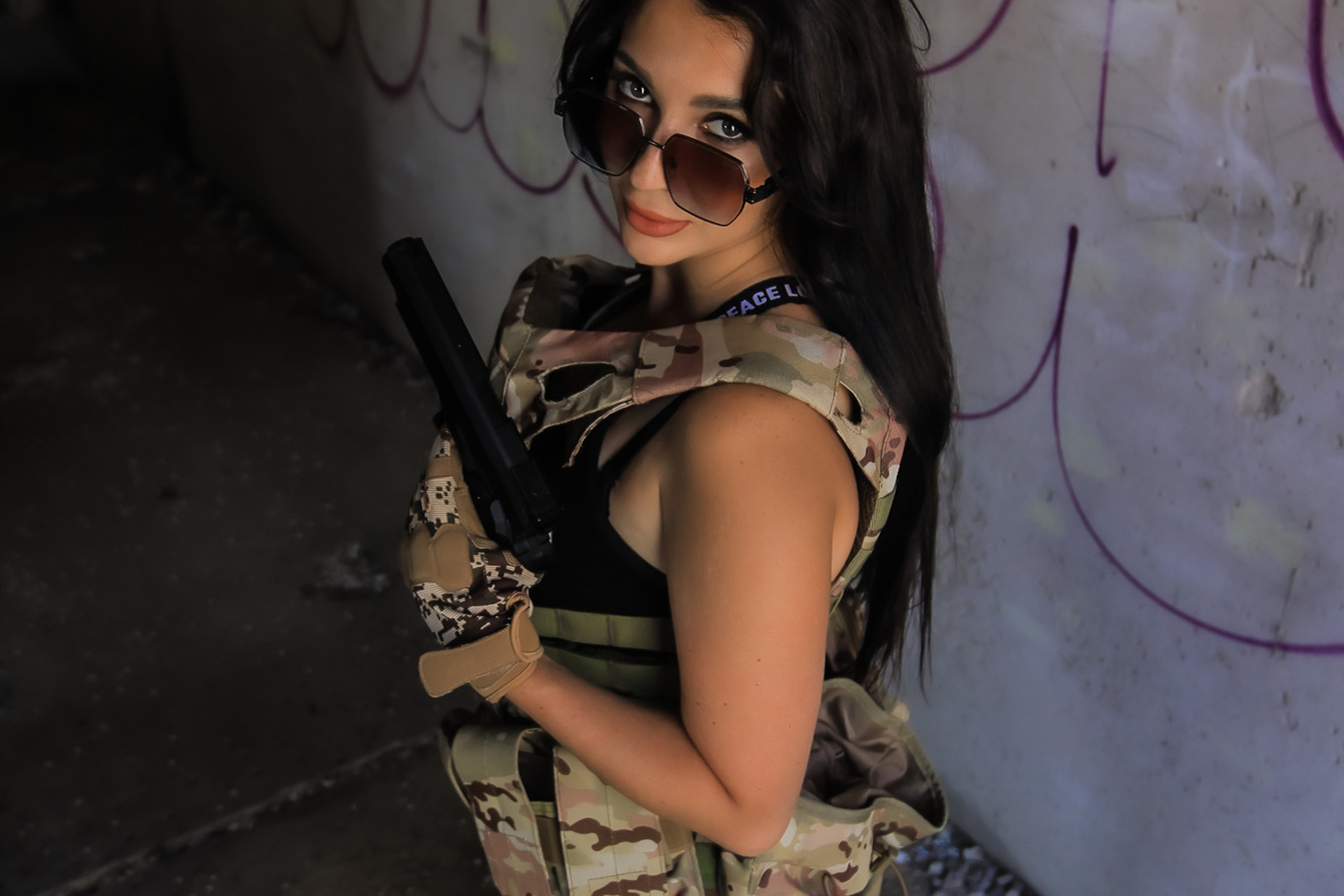 ANNA MILITARY. Фотограф в Крыму Григорий