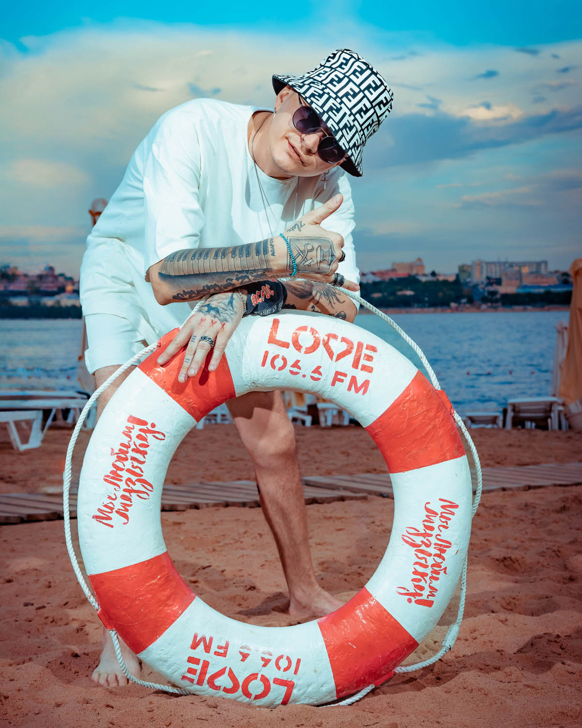 LOVE RADIO Самара 106.6 FM (Love. Sunset. Sup)