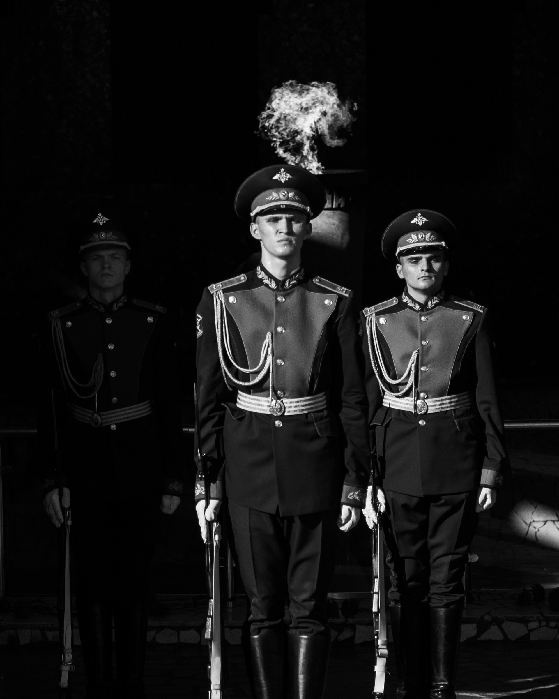 Смена караула на Мамаевом кургане